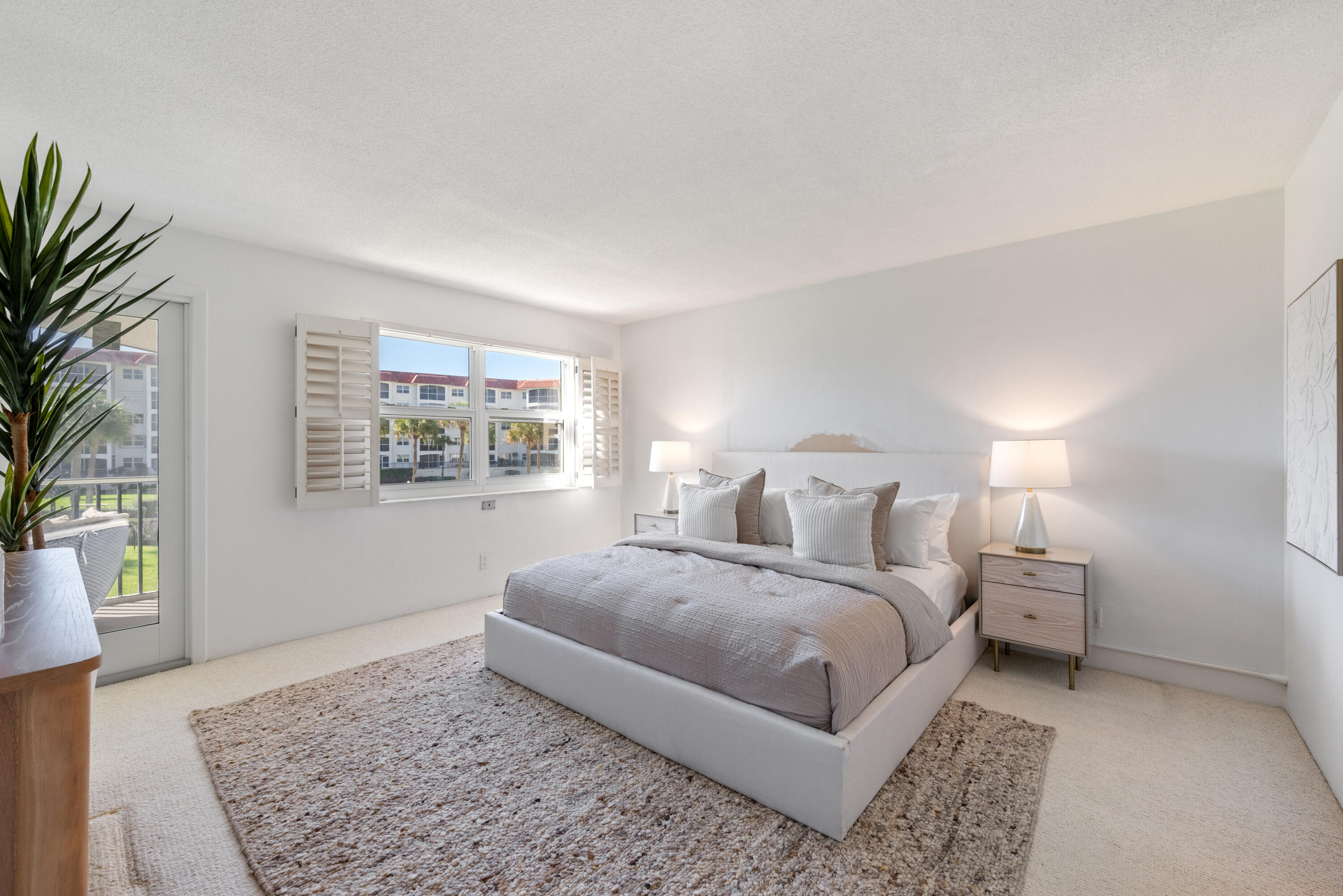 Boca Raton, Florida, 33431, United States, 2 Bedrooms Bedrooms, ,2 BathroomsBathrooms,Residential,For Sale,1957981