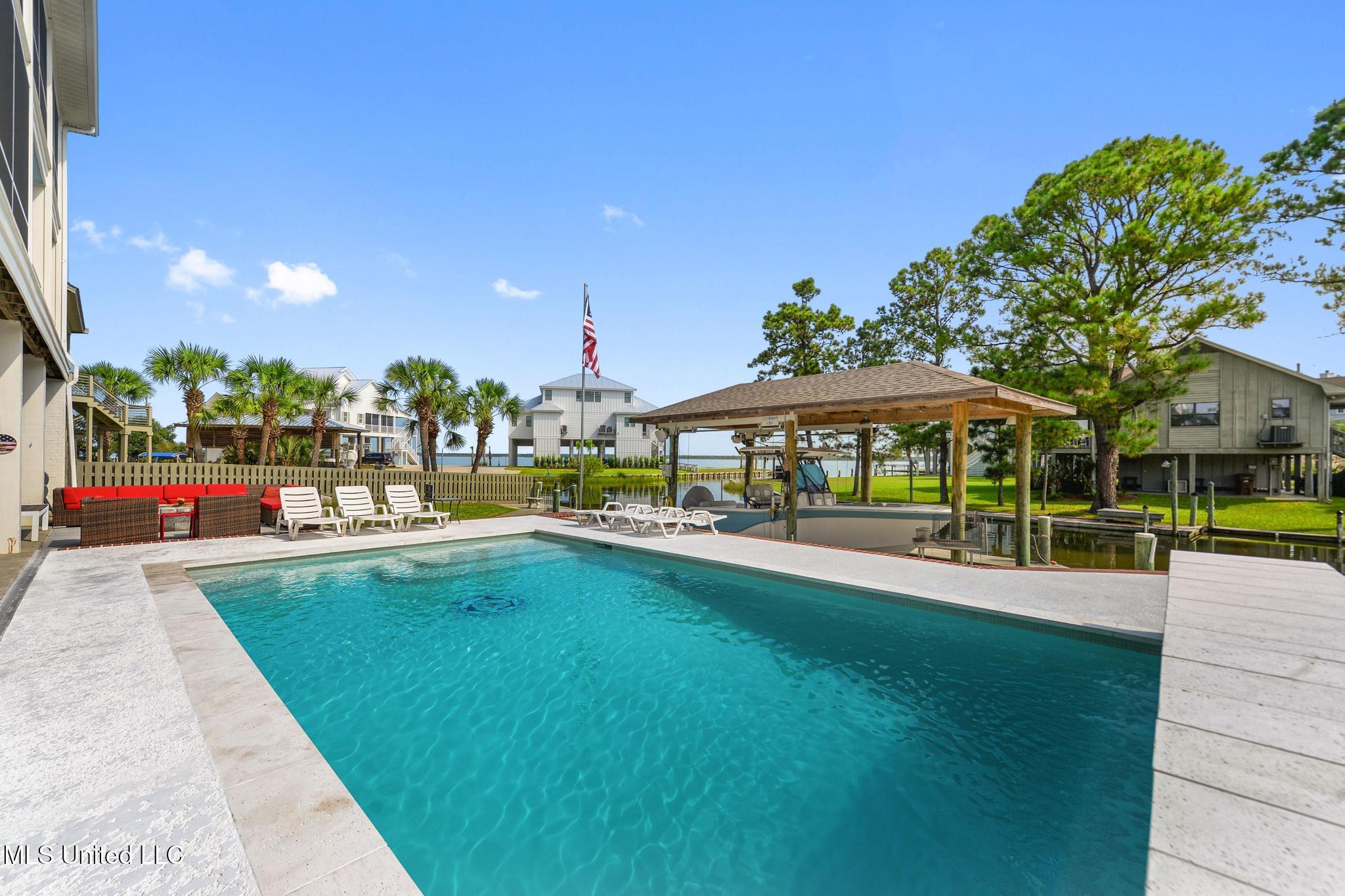 Pass Christian, Mississippi, 39571, United States, 5 Bedrooms Bedrooms, ,7 BathroomsBathrooms,Residential,For Sale,1989157