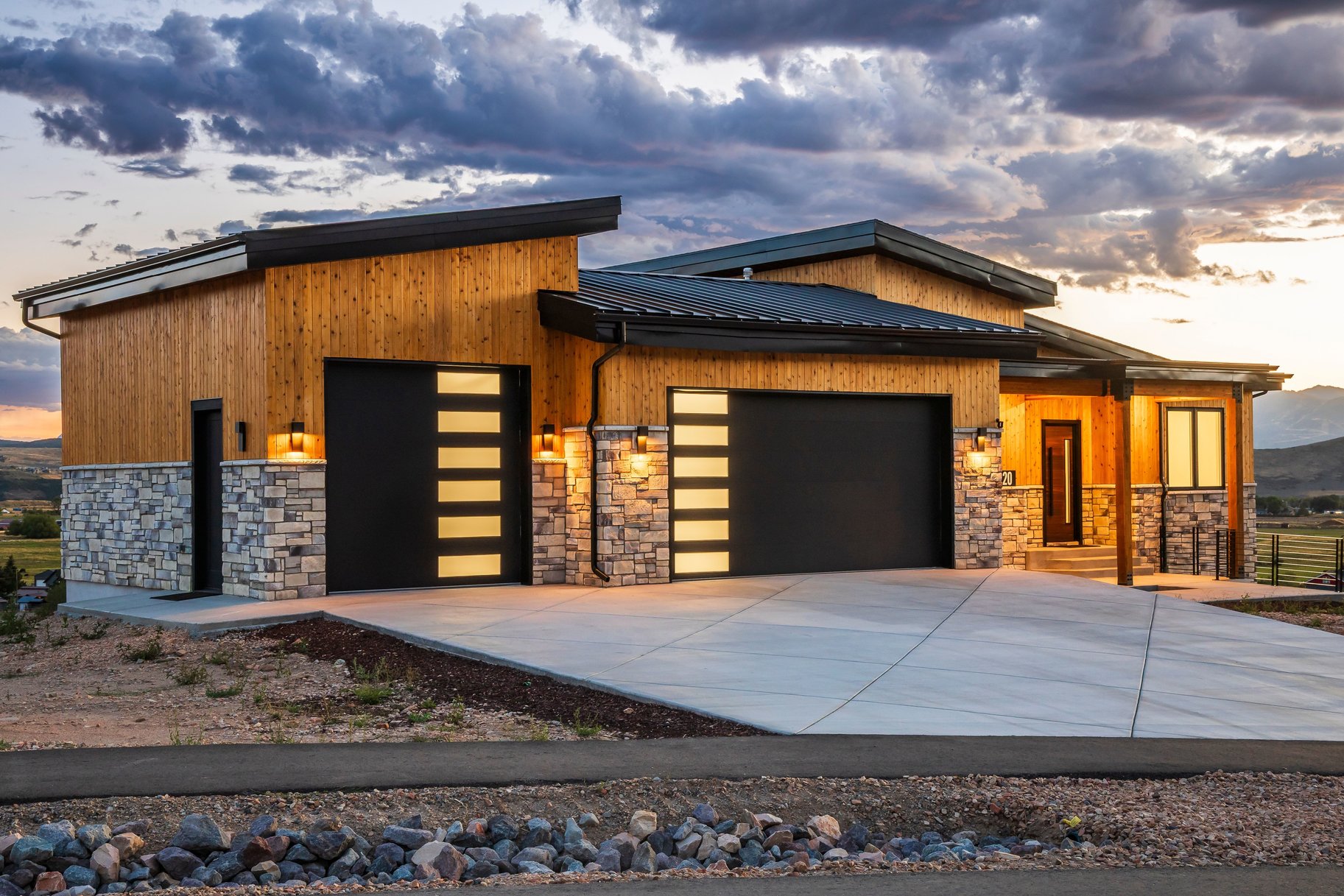  New Build Mountain Modern Home with Expansive Views - 物件實景