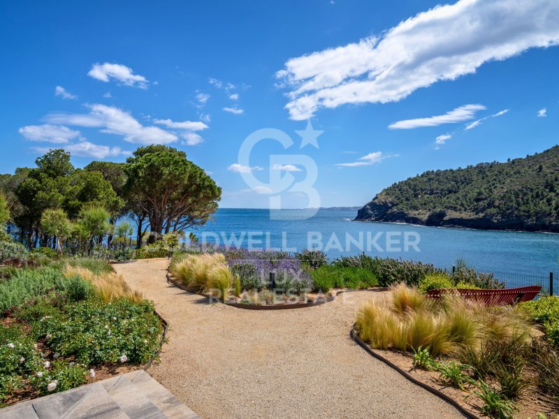Girona, Colera, Colera Girona, Colera, Colera Giro, Colera, Catalonia, ES, 5 Bedrooms Bedrooms, ,4 BathroomsBathrooms,Residential,For Sale,Girona, Colera, Colera Girona, Colera, Colera Giro,1615744