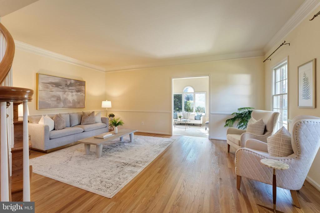 Herndon, Virginia, 20171, United States, 4 Bedrooms Bedrooms, ,5 BathroomsBathrooms,Residential,For Sale,1974486