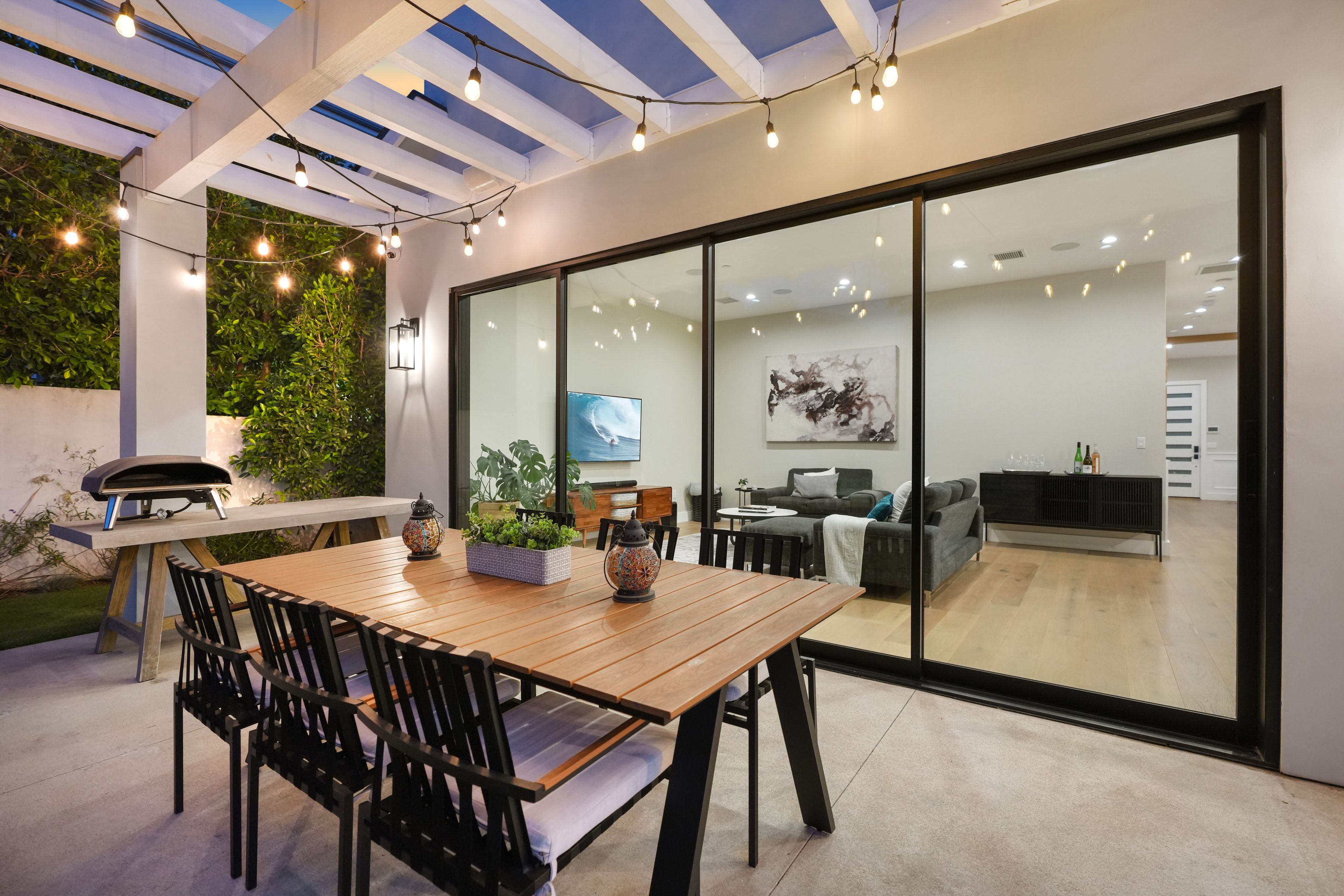  12341 Addison Street - 物件實景