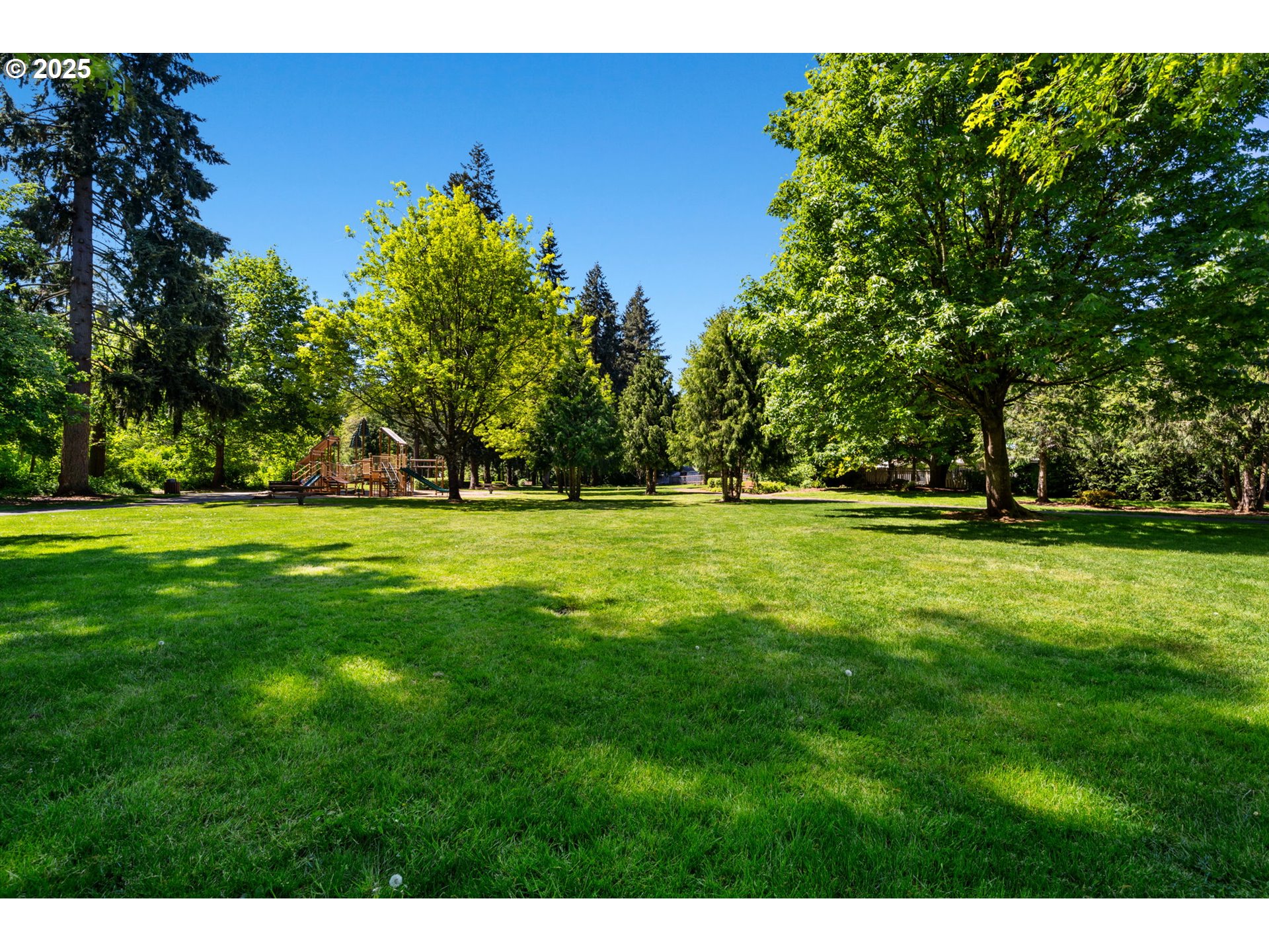 Vancouver, Washington, 98682, United States, 4 Bedrooms Bedrooms, ,2 BathroomsBathrooms,Residential,For Sale,1987487