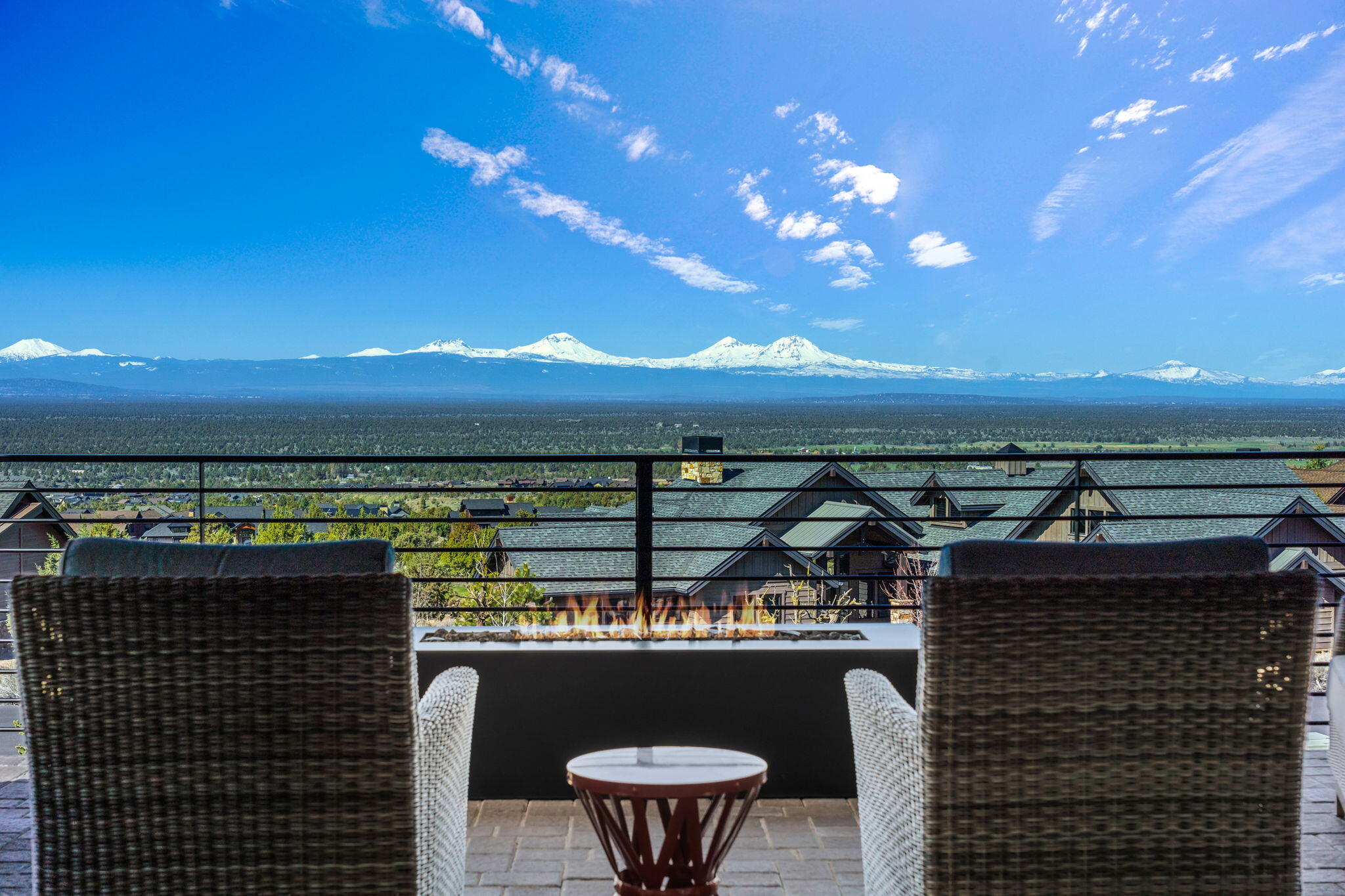 Powell Butte, Oregon, 97753, United States, 4 Bedrooms Bedrooms, ,5 BathroomsBathrooms,Residential,For Sale,1804820
