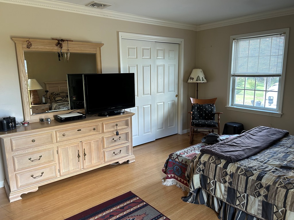 Wingdale, New York, 12594, United States, 4 Bedrooms Bedrooms, ,3 BathroomsBathrooms,Residential,For Sale,1977127