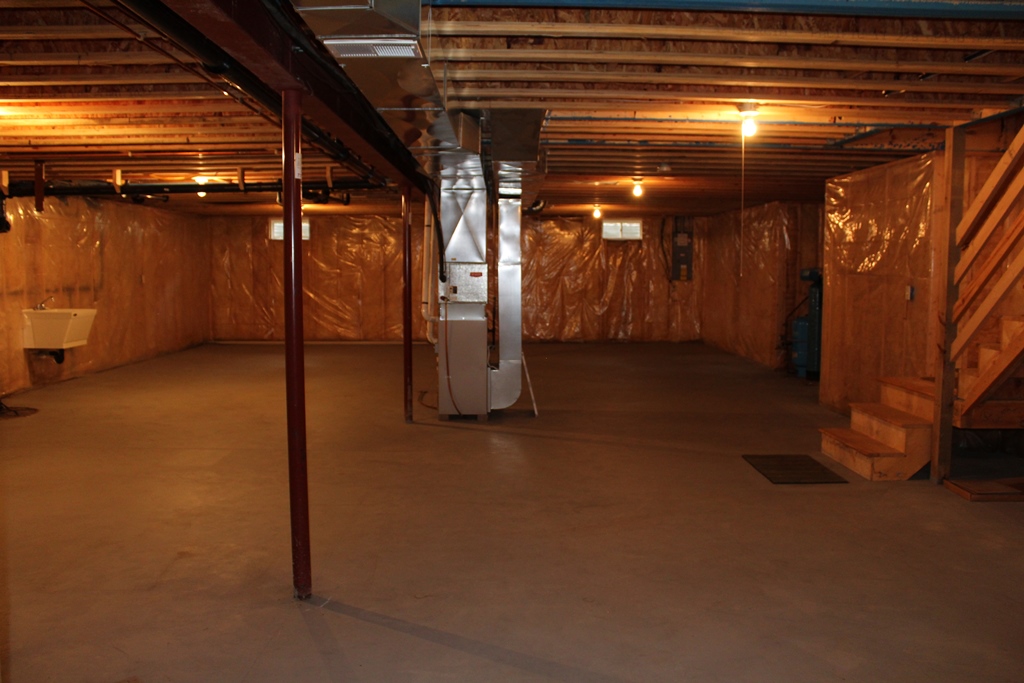 Minocqua, Wisconsin, 54548, United States, 3 Bedrooms Bedrooms, ,2 BathroomsBathrooms,Residential,For Sale,1984863