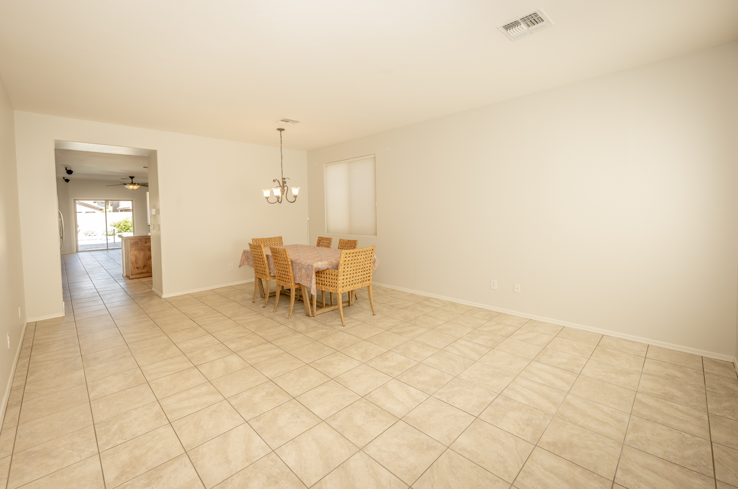 ANTHEM, Arizona, 85086, United States, 4 Bedrooms Bedrooms, ,2 BathroomsBathrooms,Residential,For Sale,1937627