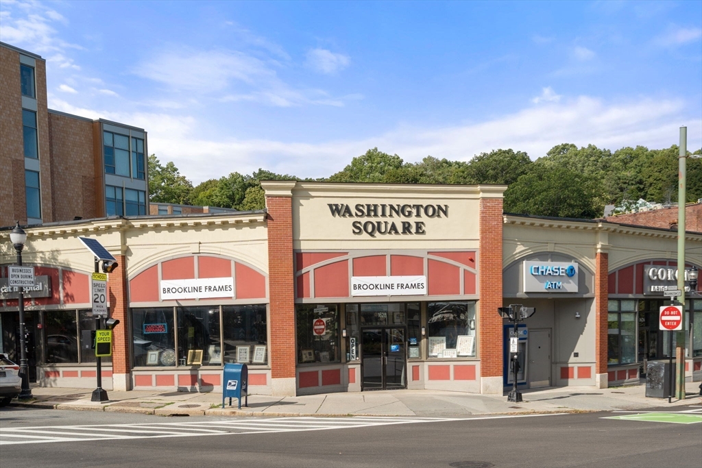 Brookline, Massachusetts, 02446, United States, 3 Bedrooms Bedrooms, ,2 BathroomsBathrooms,Residential,For Sale,1942016