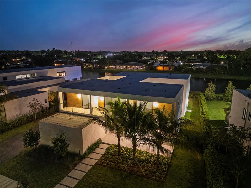 Weston, Florida, 33326, United States, 5 Bedrooms Bedrooms, ,10 BathroomsBathrooms,Residential,For Sale,1925286