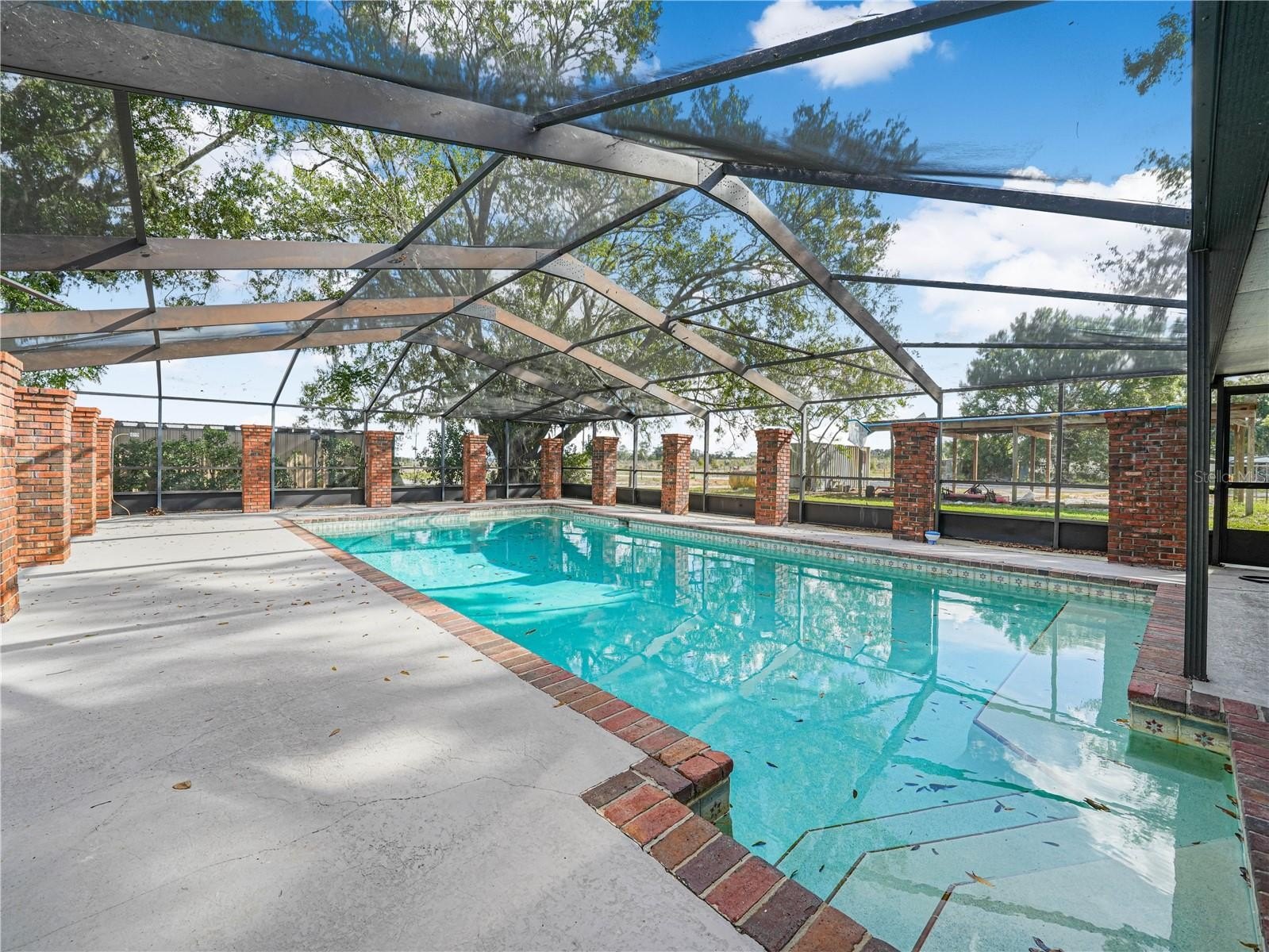 FROSTPROOF, Florida, 33843, United States, 6 Bedrooms Bedrooms, ,3 BathroomsBathrooms,Residential,For Sale,2006124