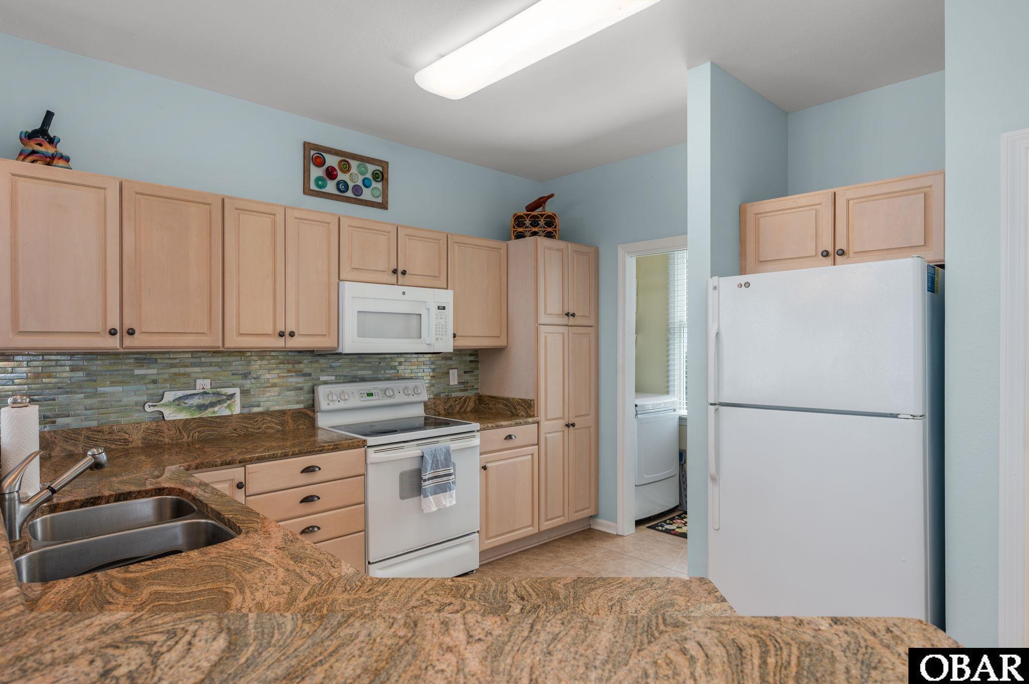 Manteo, North Carolina, 27954, United States, 3 Bedrooms Bedrooms, ,4 BathroomsBathrooms,Residential,For Sale,1908683