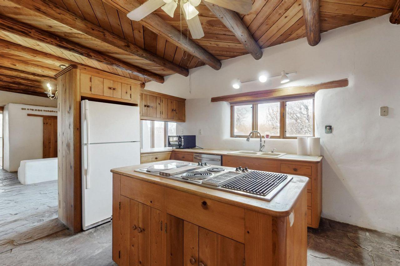 La Mesilla, New Mexico, 87532, United States, 5 Bedrooms Bedrooms, ,2 BathroomsBathrooms,Residential,For Sale,1762122