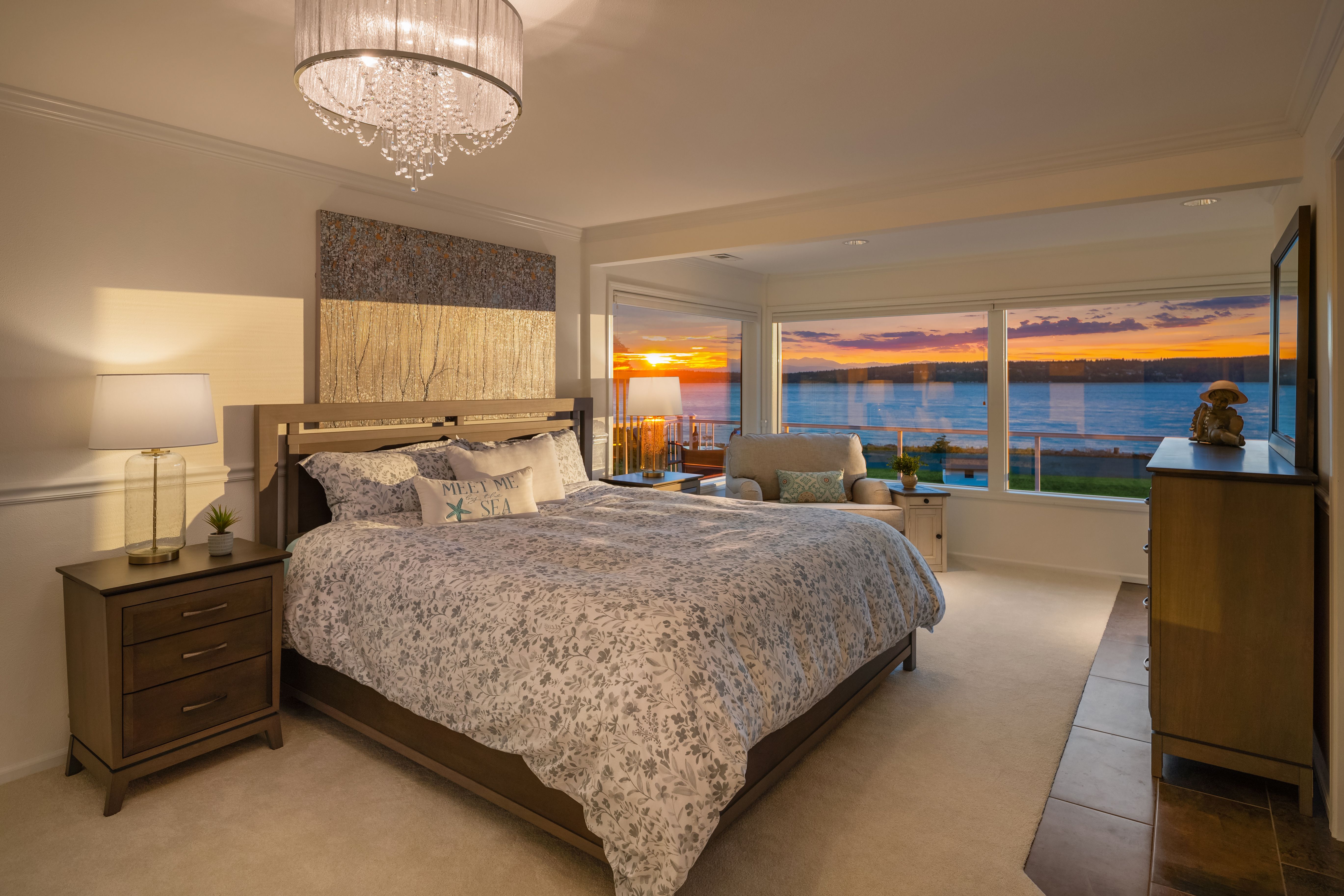  2106 Breezy Point Rd, Camano, WA 98282 - 物件實景