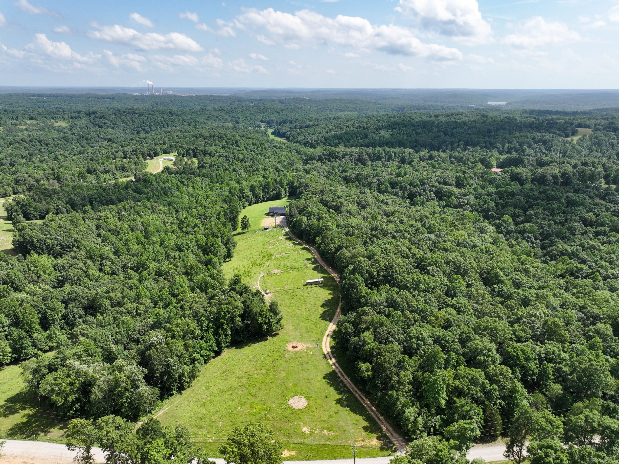 Indian Mound, Tennessee, 37079, United States, 3 Bedrooms Bedrooms, ,2 BathroomsBathrooms,Residential,For Sale,1866881