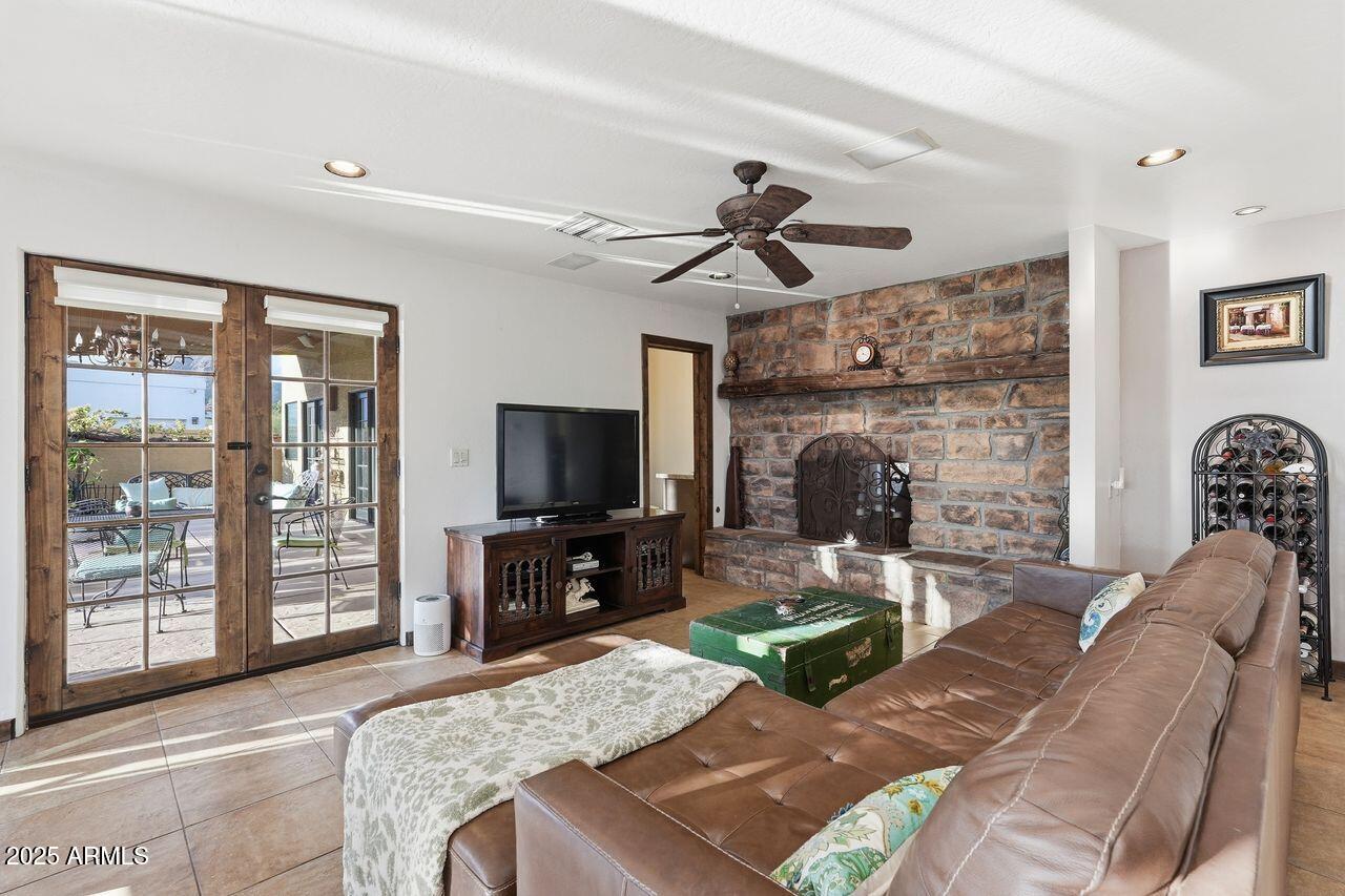 Fountain Hills, Arizona, 85268, United States, 5 Bedrooms Bedrooms, ,5 BathroomsBathrooms,Residential,For Sale,1998459