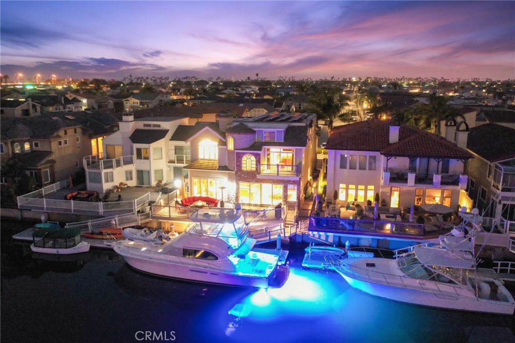 Oxnard, California, 93035, United States, 4 Bedrooms Bedrooms, ,3 BathroomsBathrooms,Residential,For Sale,1980111