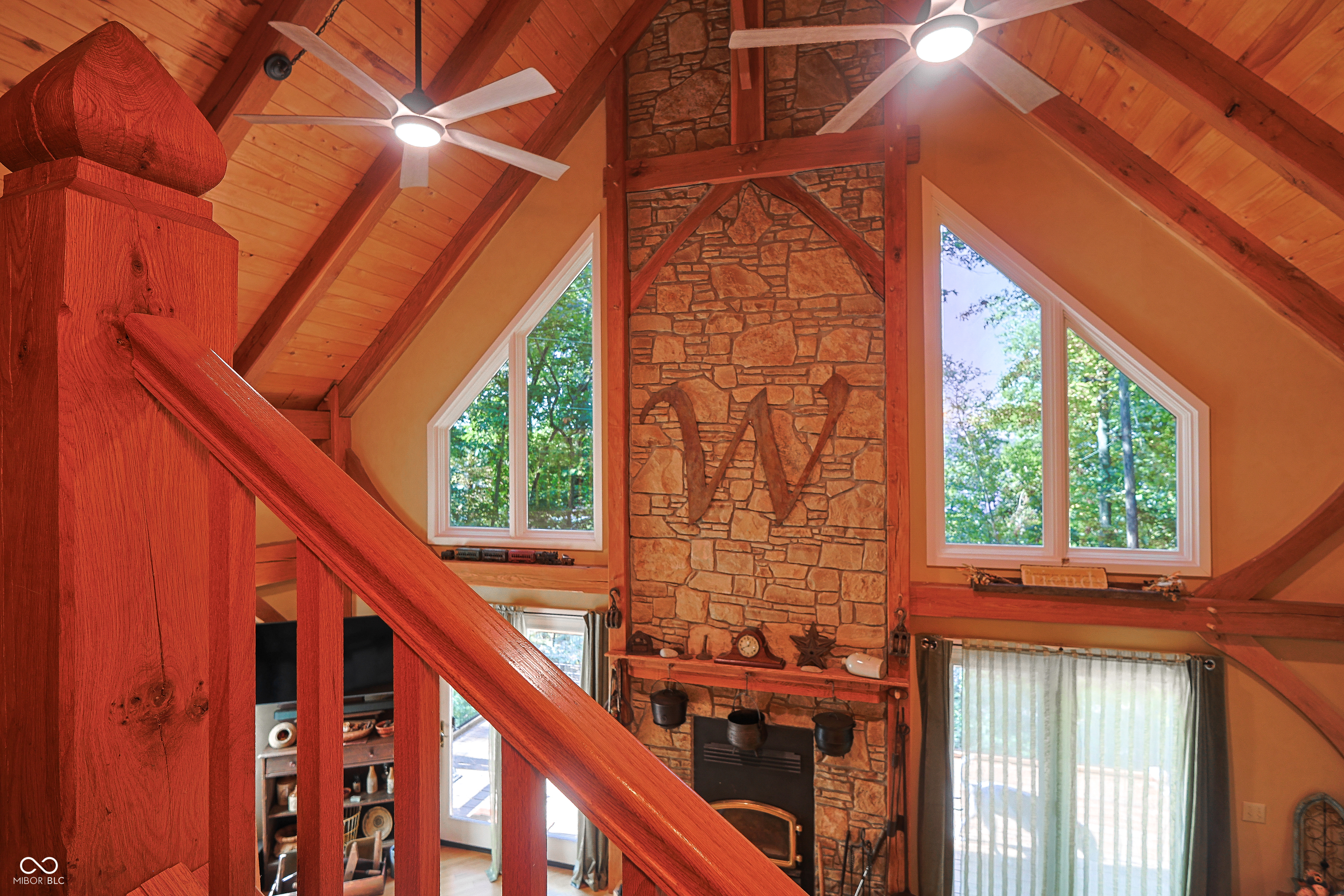 Nashville, Indiana, 47448, United States, 3 Bedrooms Bedrooms, ,4 BathroomsBathrooms,Residential,For Sale,1974172