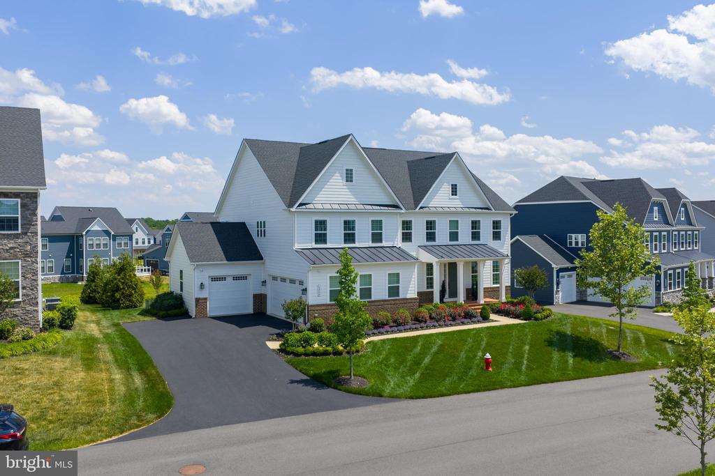 Aldie, Virginia, 20105, United States, 5 Bedrooms Bedrooms, ,7 BathroomsBathrooms,Residential,For Sale,2048550