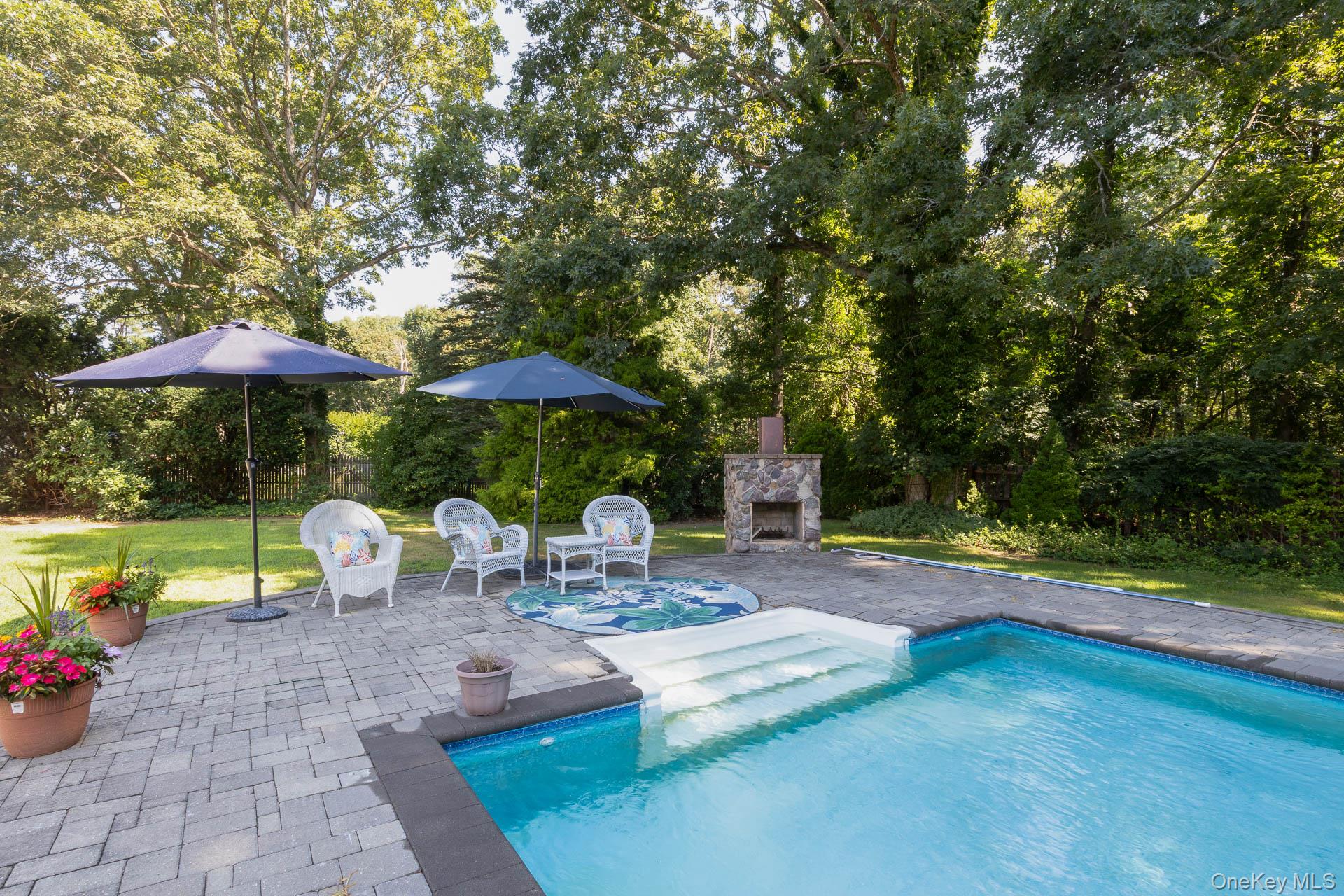 Shoreham, New York, 11786, United States, 3 Bedrooms Bedrooms, ,2 BathroomsBathrooms,Residential,For Sale,1908697