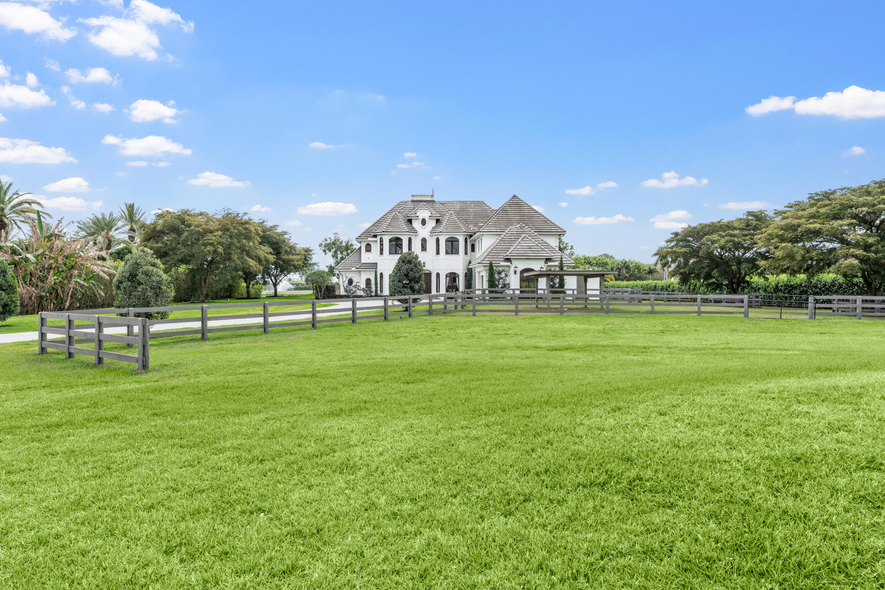  3585 Aiken Court - 物件實景