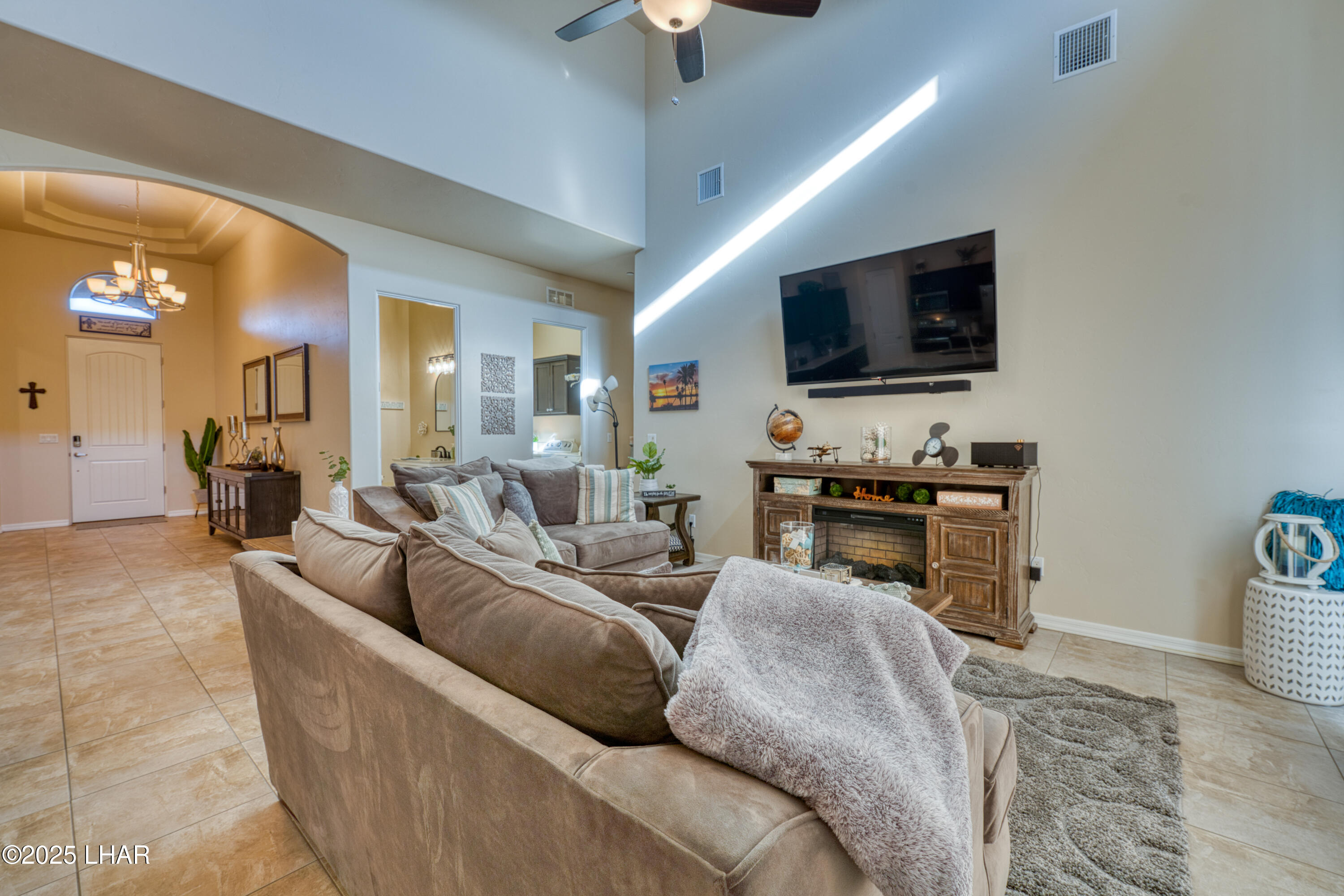 Lake Havasu City, Arizona, 86406, United States, 3 Bedrooms Bedrooms, ,2 BathroomsBathrooms,Residential,For Sale,1994362