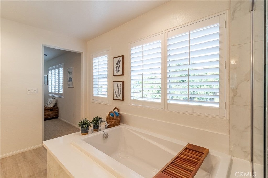 Redlands, California, 92374, United States, 5 Bedrooms Bedrooms, ,4 BathroomsBathrooms,Residential,For Sale,1974798