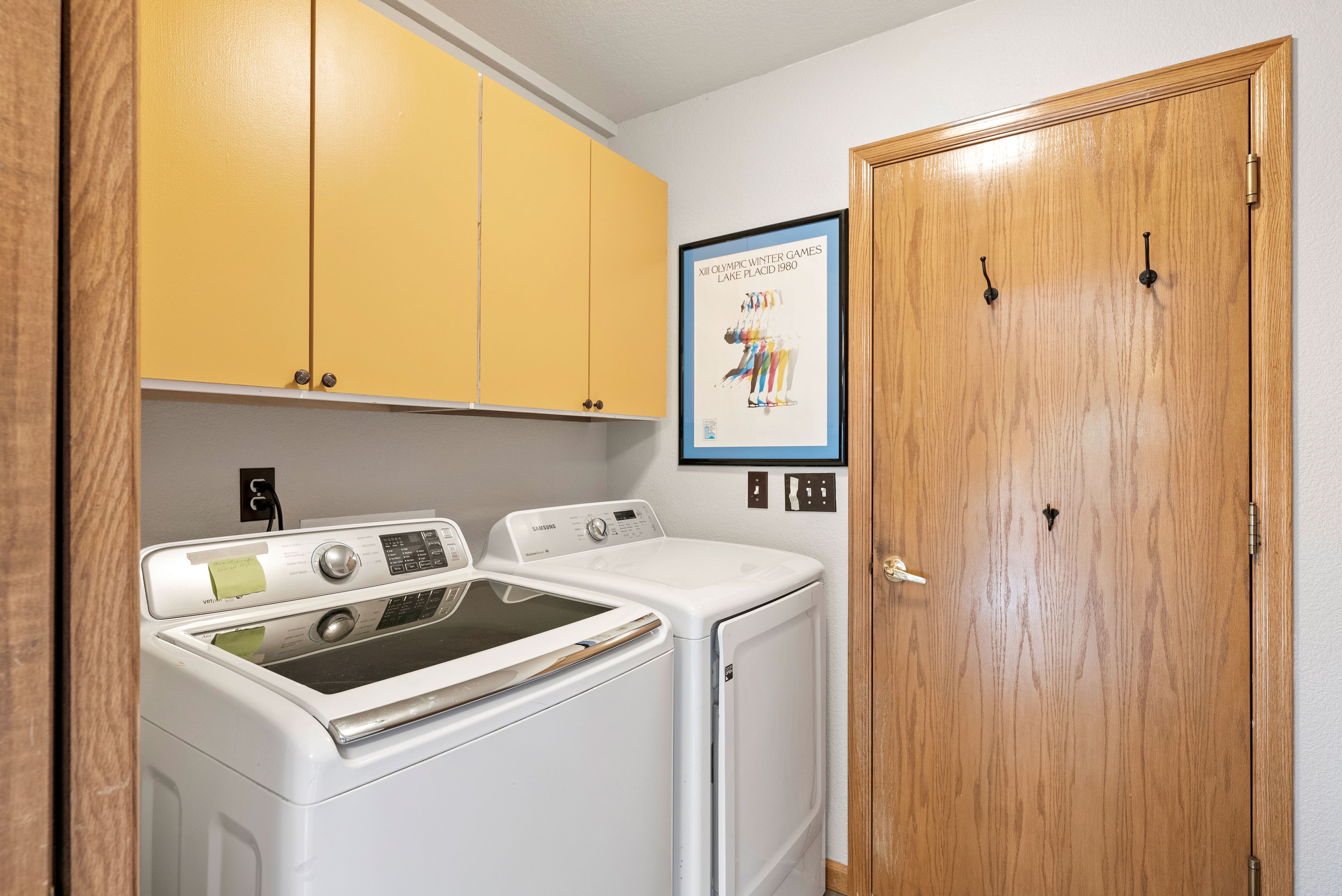  Beautifully Remodeled Home Tucked Away on Quiet Cul-De-Sac - 物件實景