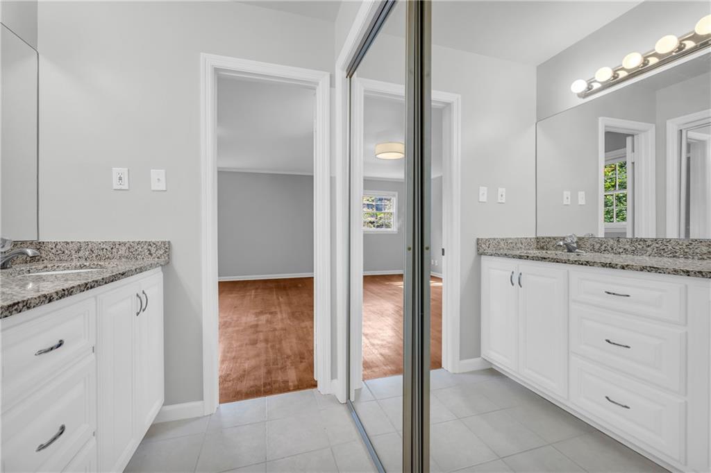 Dunwoody, Georgia, 30338, United States, 4 Bedrooms Bedrooms, ,3 BathroomsBathrooms,Residential,For Sale,1931149