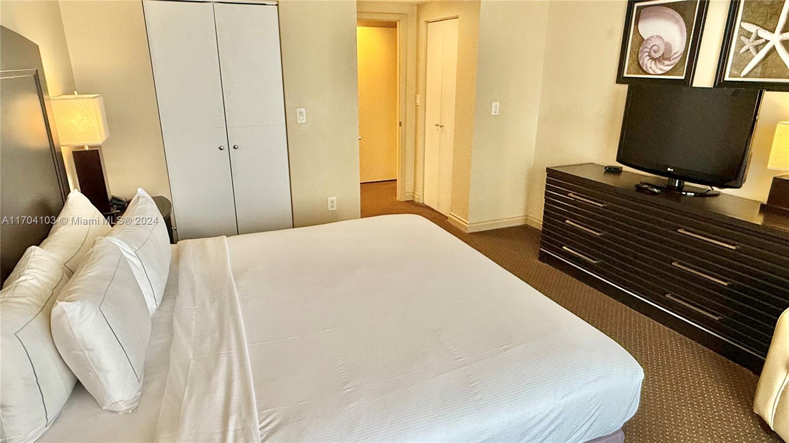 Sunny Isles Beach, Florida, 33160, United States, 1 Bedroom Bedrooms, ,1 BathroomBathrooms,Residential,For Sale,1761868