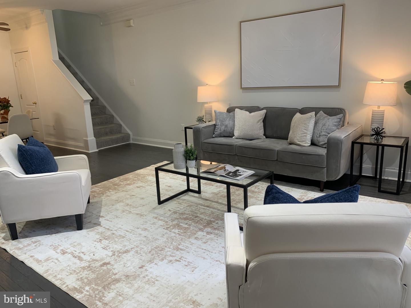 Falls Church, Virginia, 22042, United States, 3 Bedrooms Bedrooms, ,2 BathroomsBathrooms,Residential,For Sale,2001644