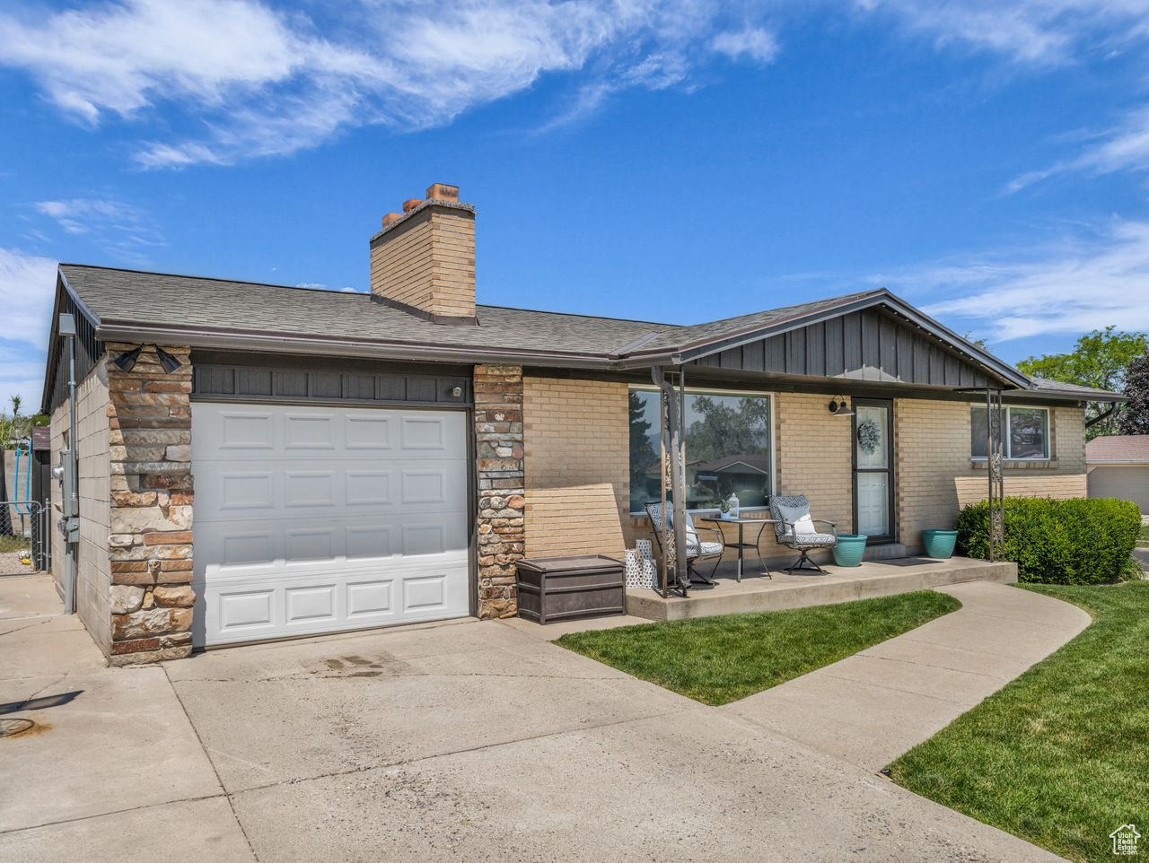 West Valley City, Utah, 84120, United States, 4 Bedrooms Bedrooms, ,2 BathroomsBathrooms,Residential,For Sale,1875752