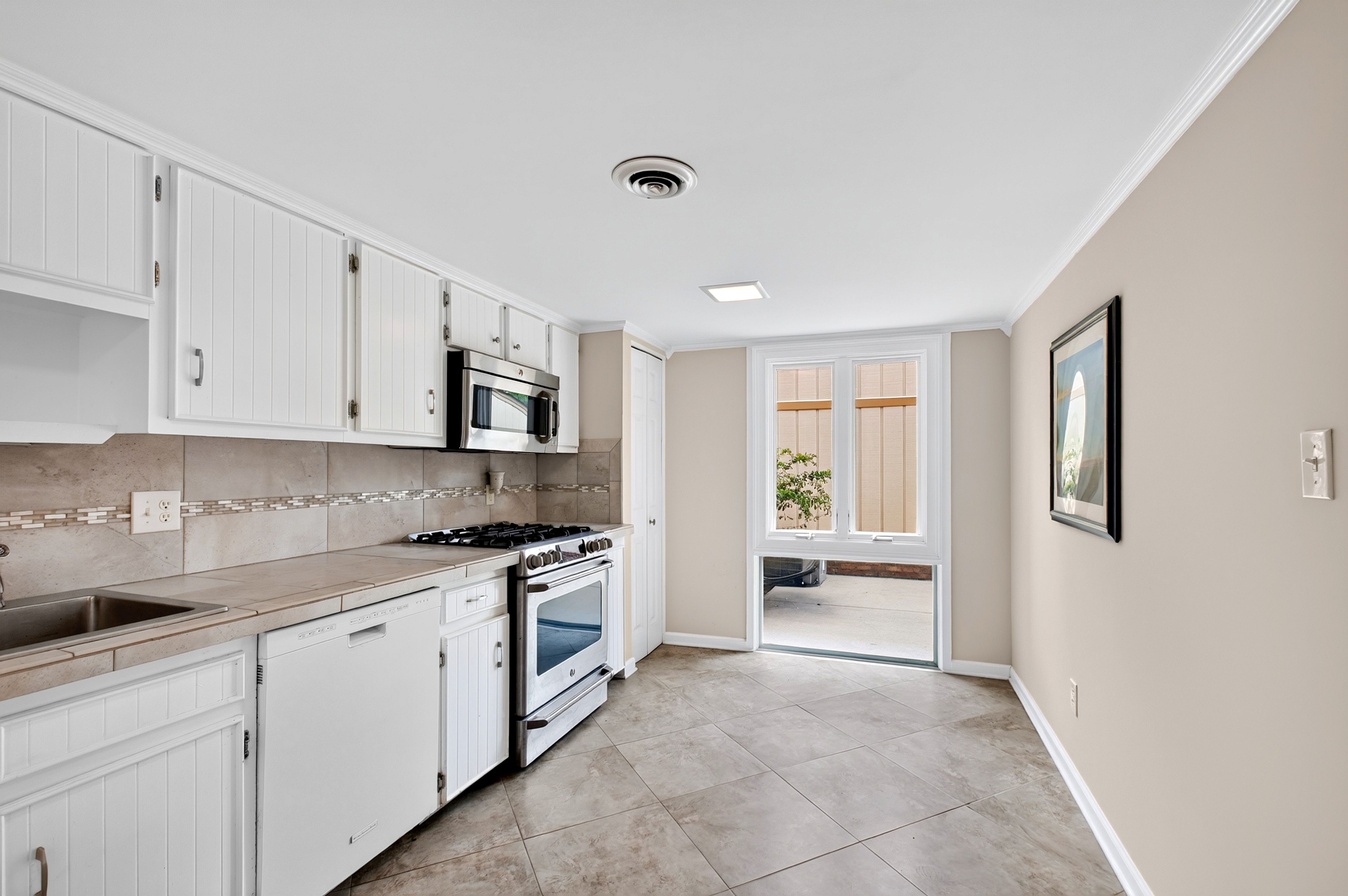  204 Tweed Circle, Cary, NC 27511 - 物件實景