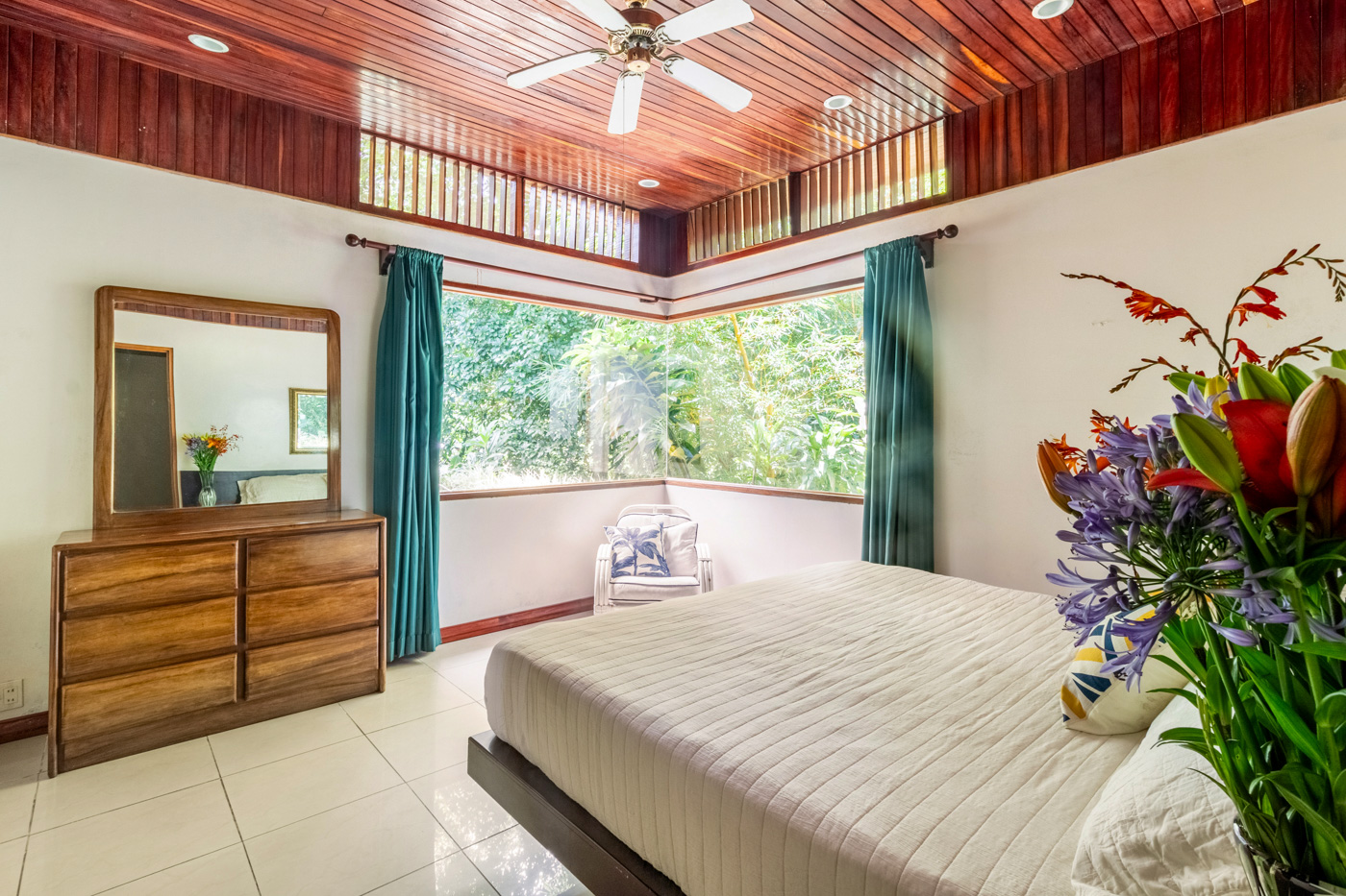 Quebradas, Perez Zeledon, Perez Zeledon, San Jose, CR, 5 Bedrooms Bedrooms, ,5 BathroomsBathrooms,Residential,For Sale,Quebradas, Perez Zeledon,1609736