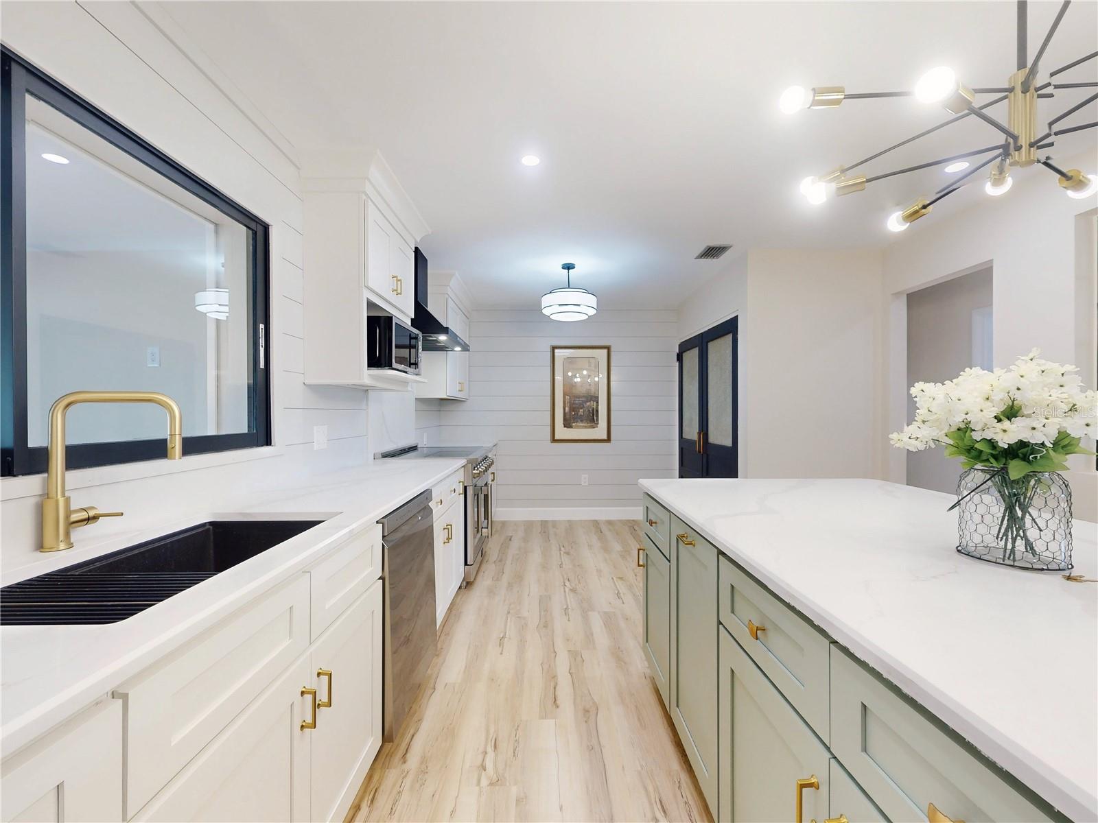 OCALA, Florida, 34482, United States, 3 Bedrooms Bedrooms, ,2 BathroomsBathrooms,Residential,For Sale,1738687