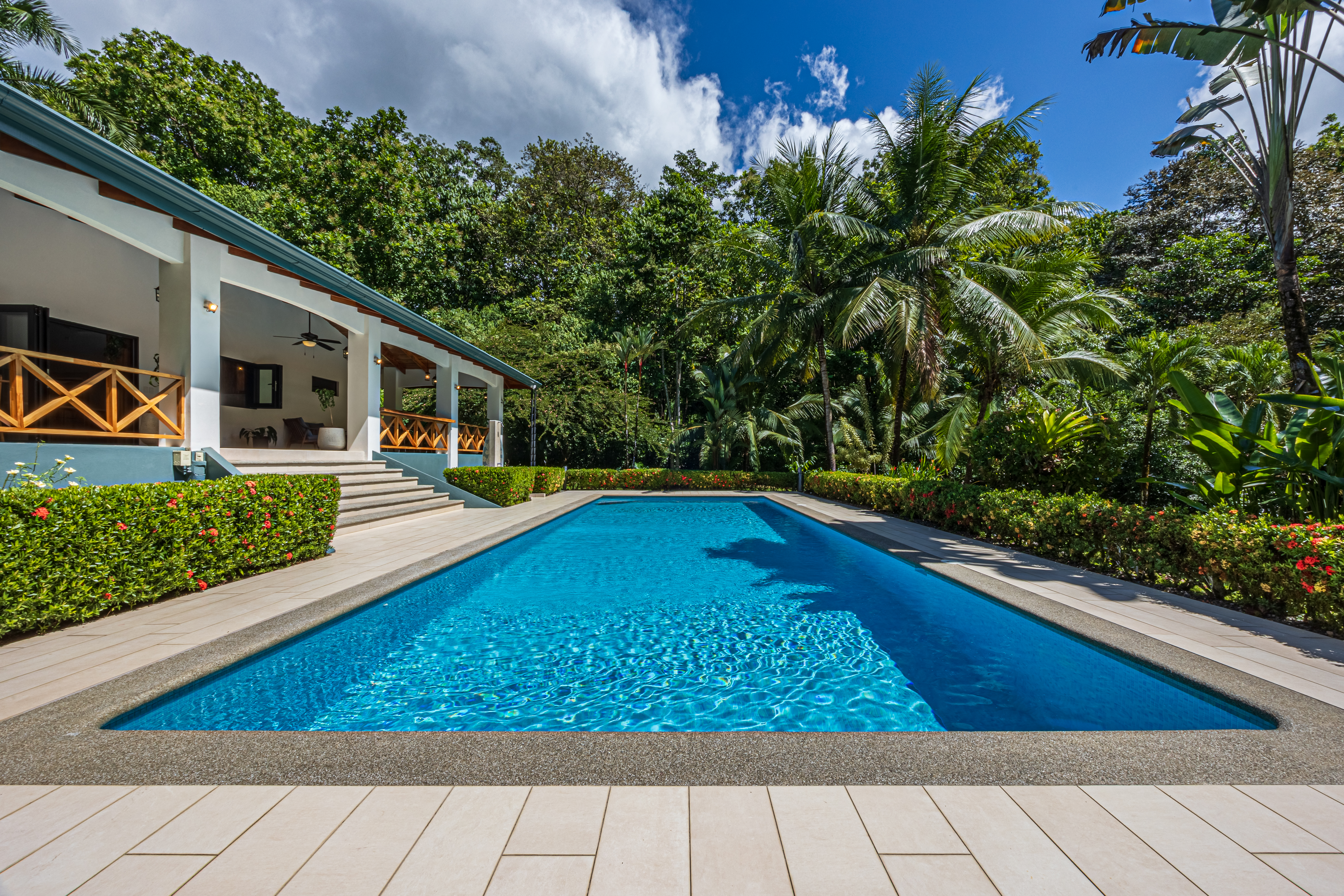 Ojochal, Puntarenas, CR, 4 Bedrooms Bedrooms, ,2 BathroomsBathrooms,Residential,For Sale,1721935