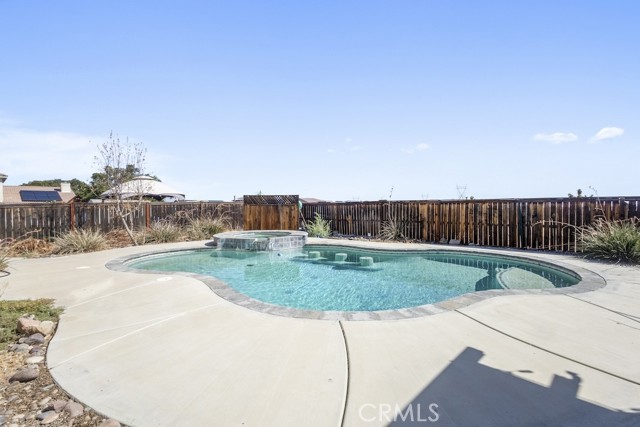 Victorville, California, 92392, United States, 4 Bedrooms Bedrooms, ,3 BathroomsBathrooms,Residential,For Sale,1977887