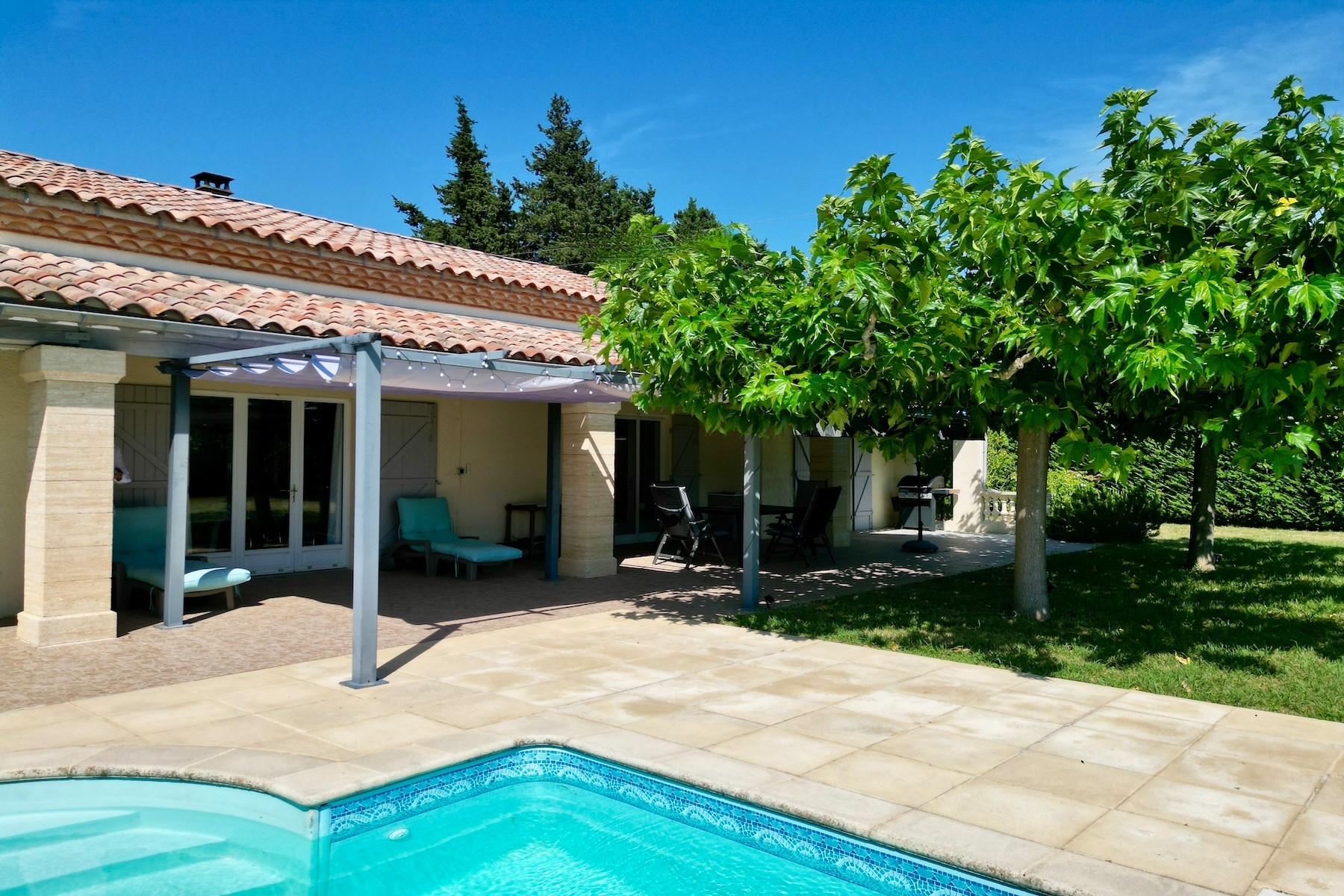  Exceptional Provençal Property – 128 m² – Cévennes Views – 7 km from Uzès - 物件實景