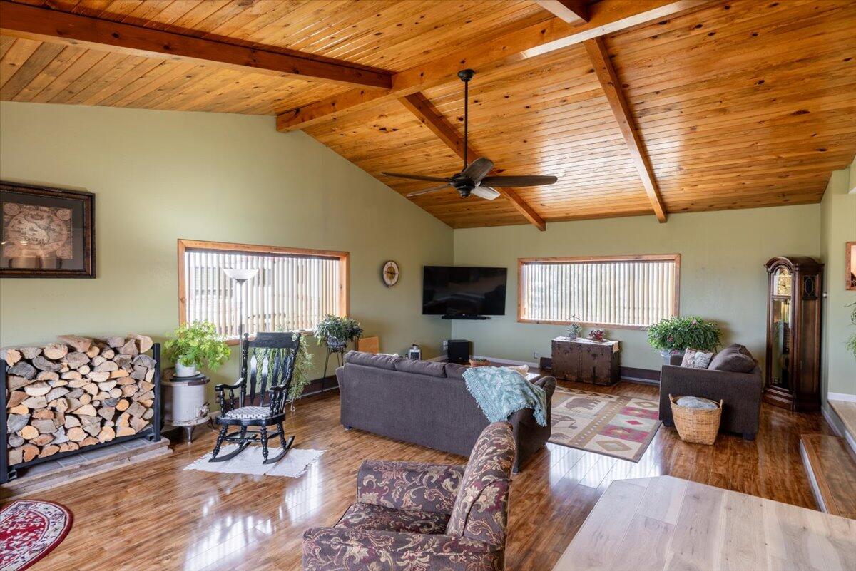 Montrose, Colorado, United States, 3 Bedrooms Bedrooms, ,3 BathroomsBathrooms,Residential,For Sale,1792870