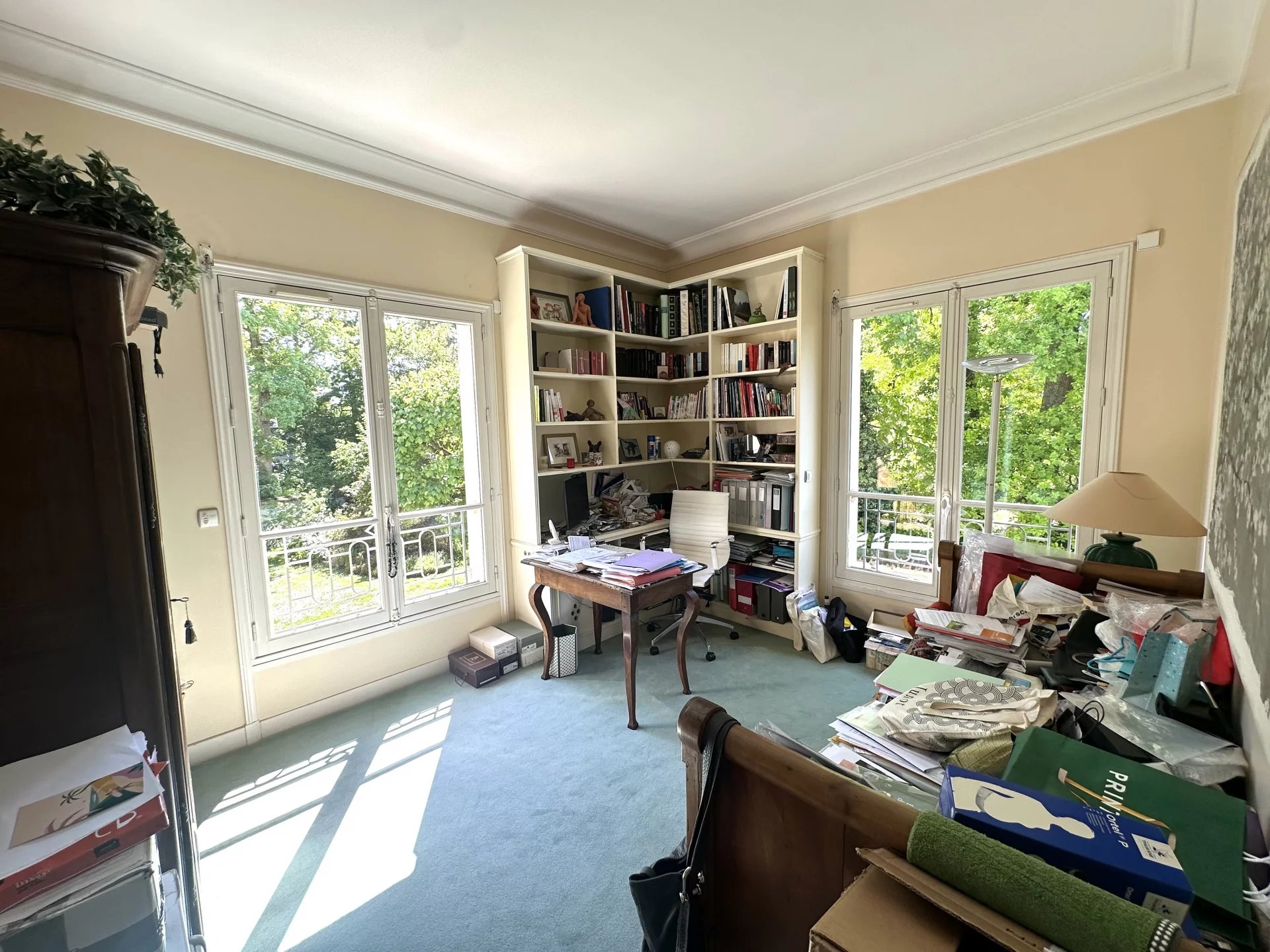 Le Vésinet, Île-de-France, 78110, FR, 5 Bedrooms Bedrooms, ,Residential,For Sale,1994336