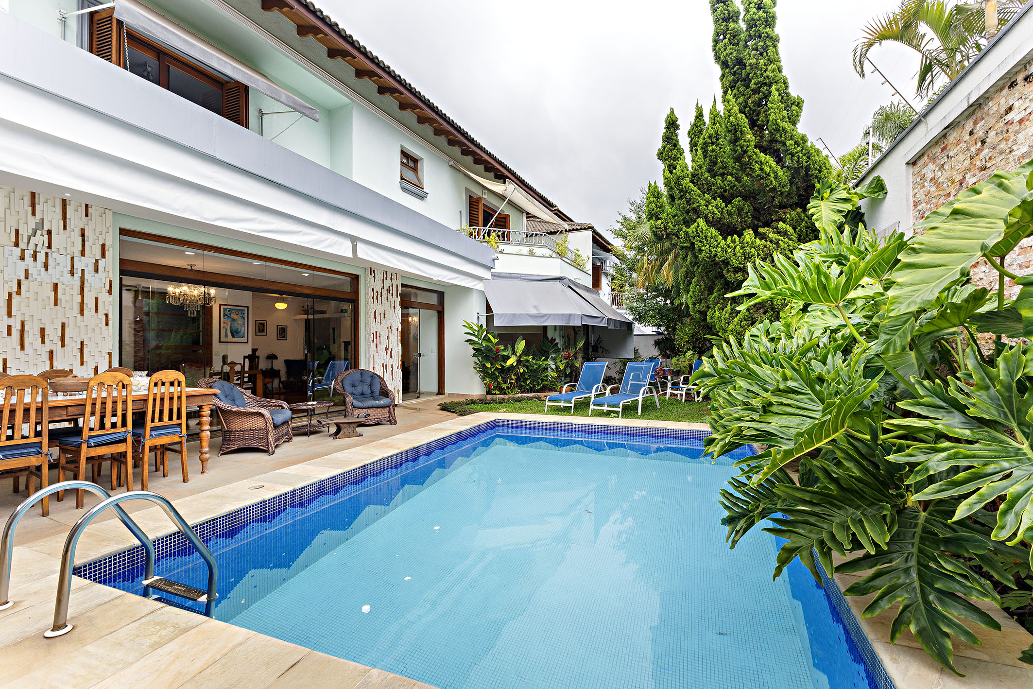  Exclusive residence in a distinctive gated community with five suites - 物件實景