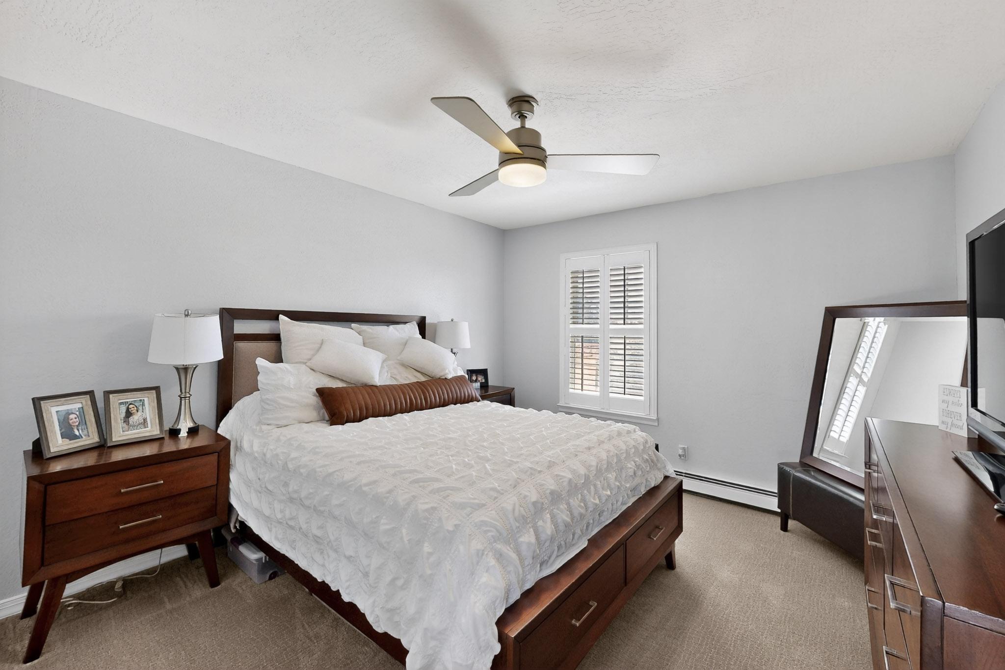 Albuquerque, New Mexico, 87122, United States, 4 Bedrooms Bedrooms, ,3 BathroomsBathrooms,Residential,For Sale,1914202
