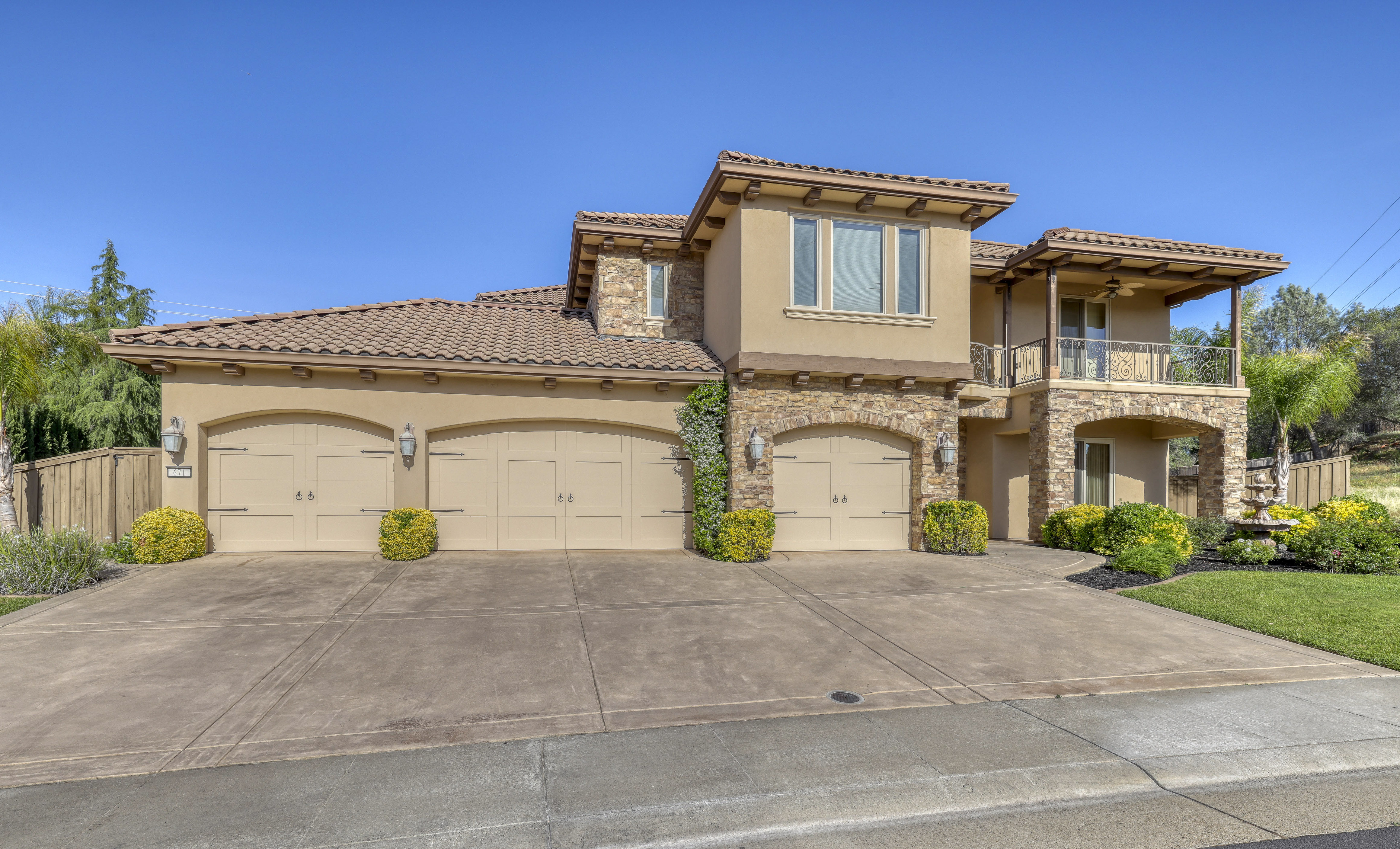  671 Avalanche Peak Way, Folsom, CA 95630 - 物件實景
