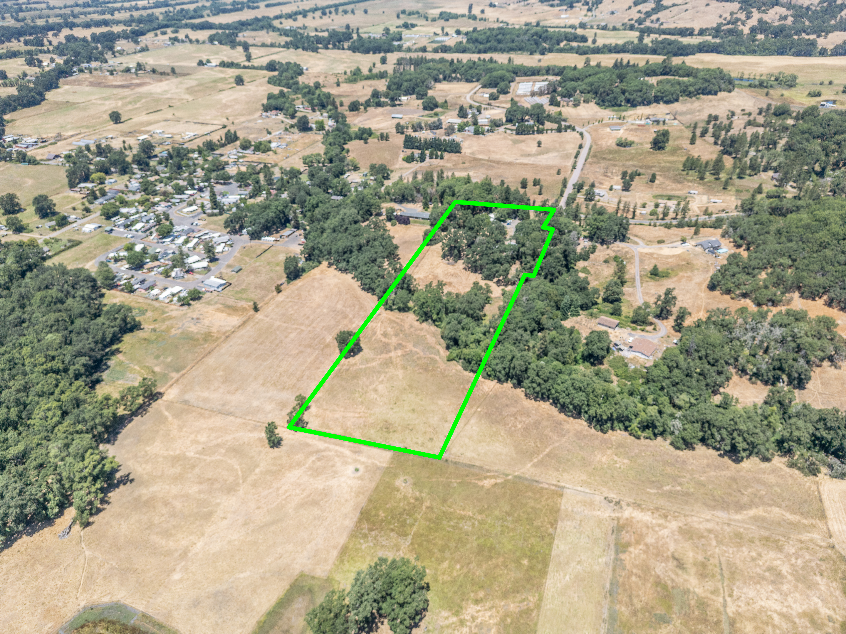 Willits, California, 95490, United States, 3 Bedrooms Bedrooms, ,2 BathroomsBathrooms,Residential,For Sale,1883434