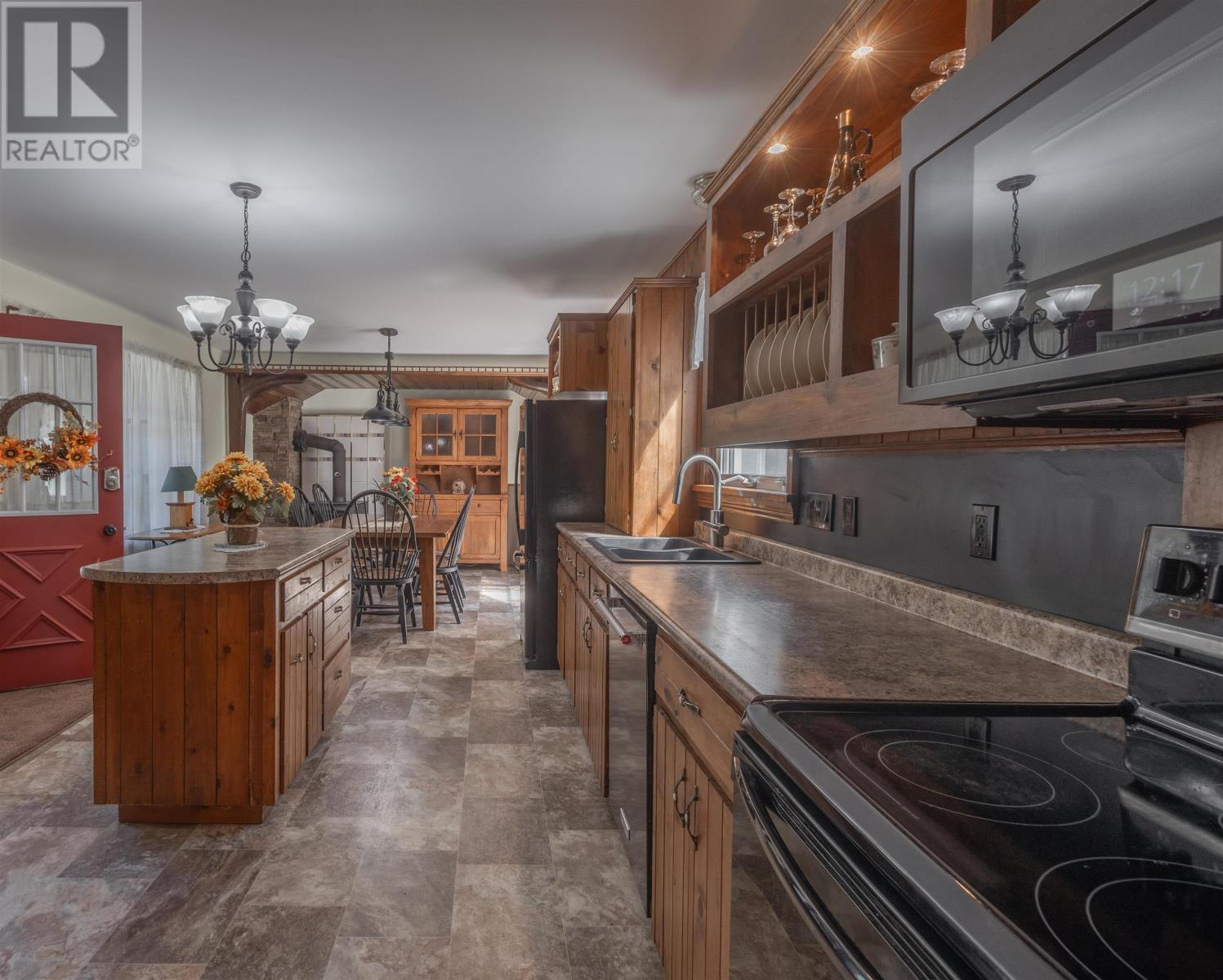 BROOKLYN, Prince Edward Island, C0A 1R0, CA, 6 Bedrooms Bedrooms, ,3 BathroomsBathrooms,Residential,For Sale,1951487