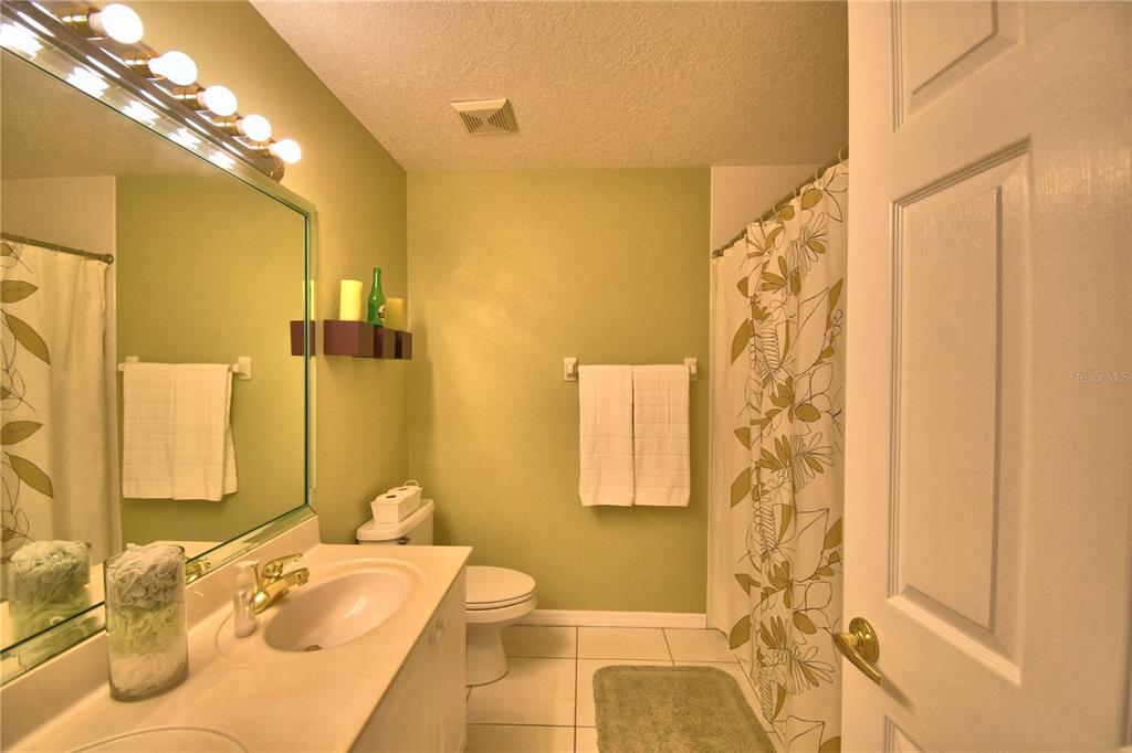 Winter Haven, Florida, 33881, United States, 5 Bedrooms Bedrooms, ,3 BathroomsBathrooms,Residential,For Sale,1752855