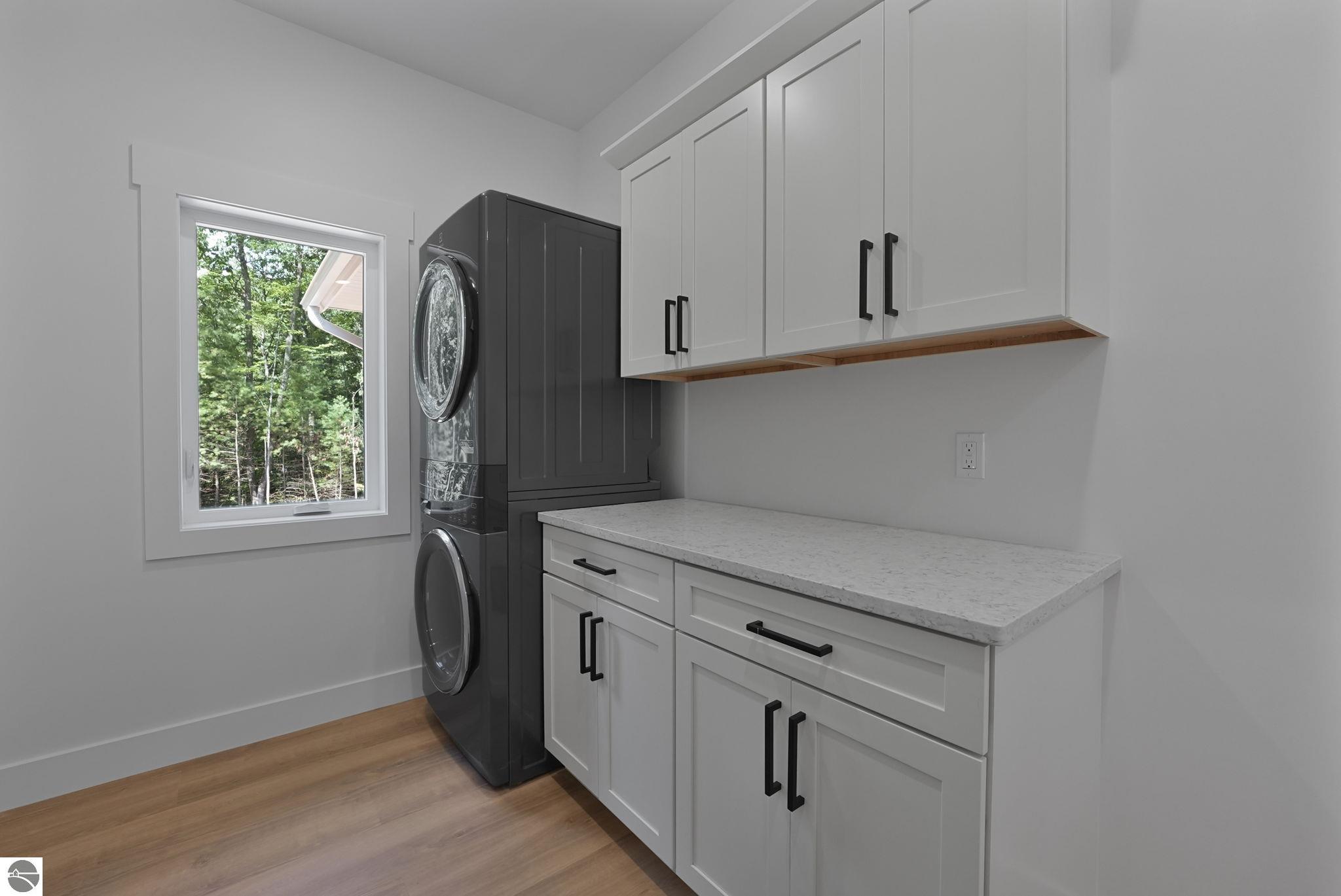 Traverse City, Michigan, 49684, United States, 3 Bedrooms Bedrooms, ,2 BathroomsBathrooms,Residential,For Sale,2011306