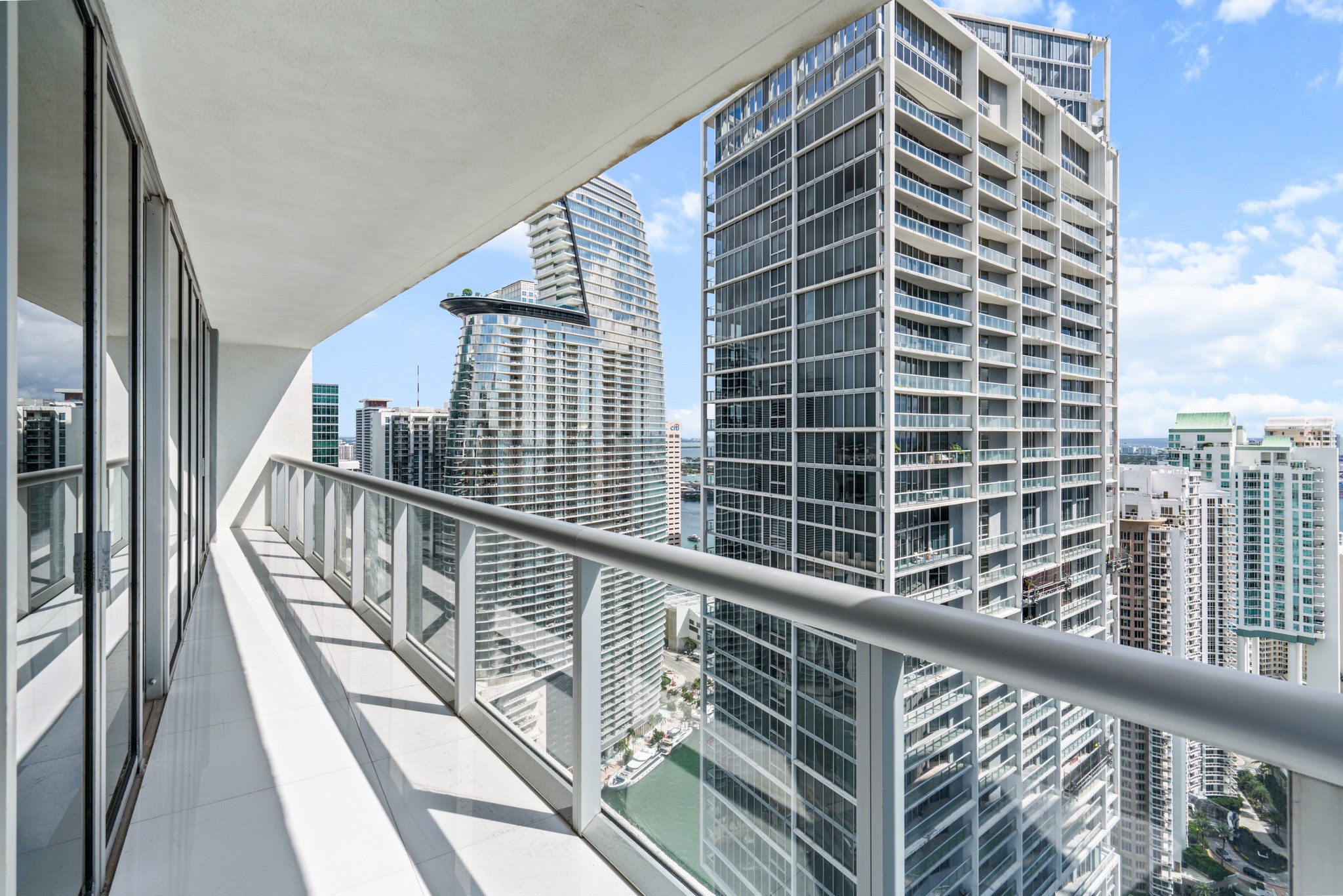  485 Brickell Ave, Miami, FL, 33131 - 物件實景