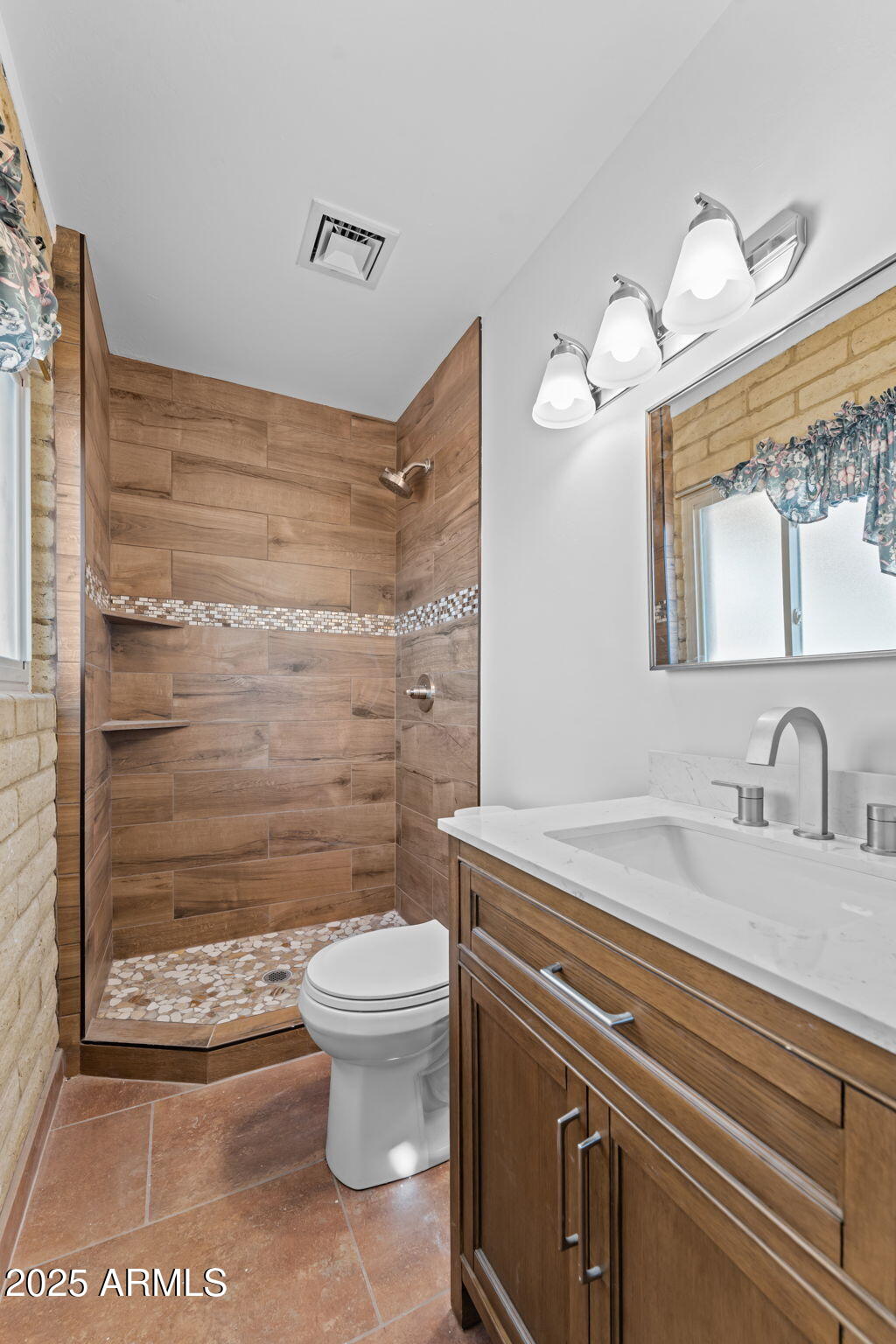 Wickenburg, Arizona, 85390, United States, 3 Bedrooms Bedrooms, ,3 BathroomsBathrooms,Residential,For Sale,2002472