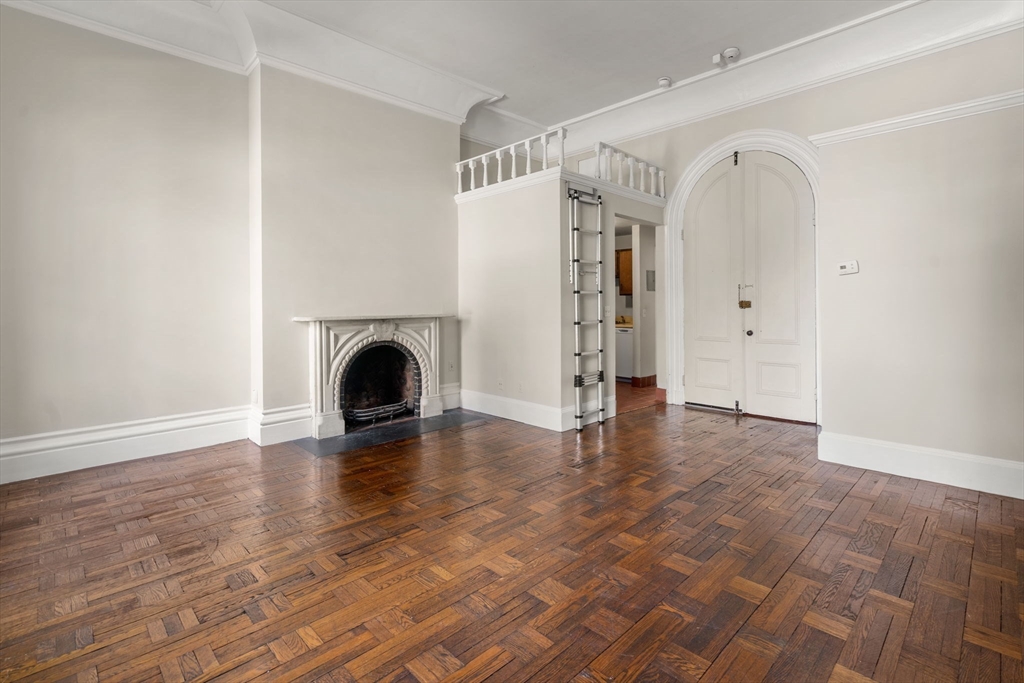 Boston, Massachusetts, 02116, United States, ,1 BathroomBathrooms,Residential,For Sale,1942010