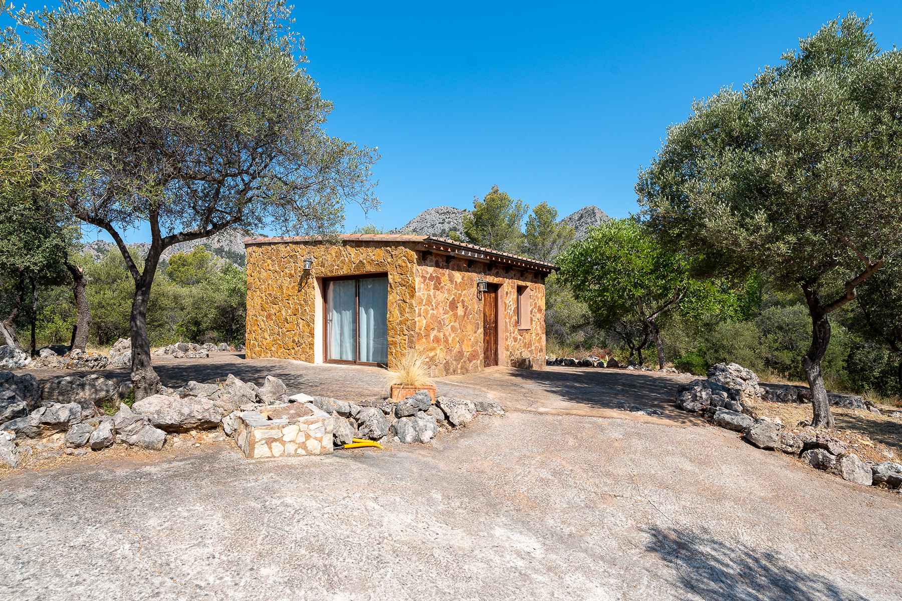  Land with panoramic views and 3 small buildings in Bunyola - 物件實景